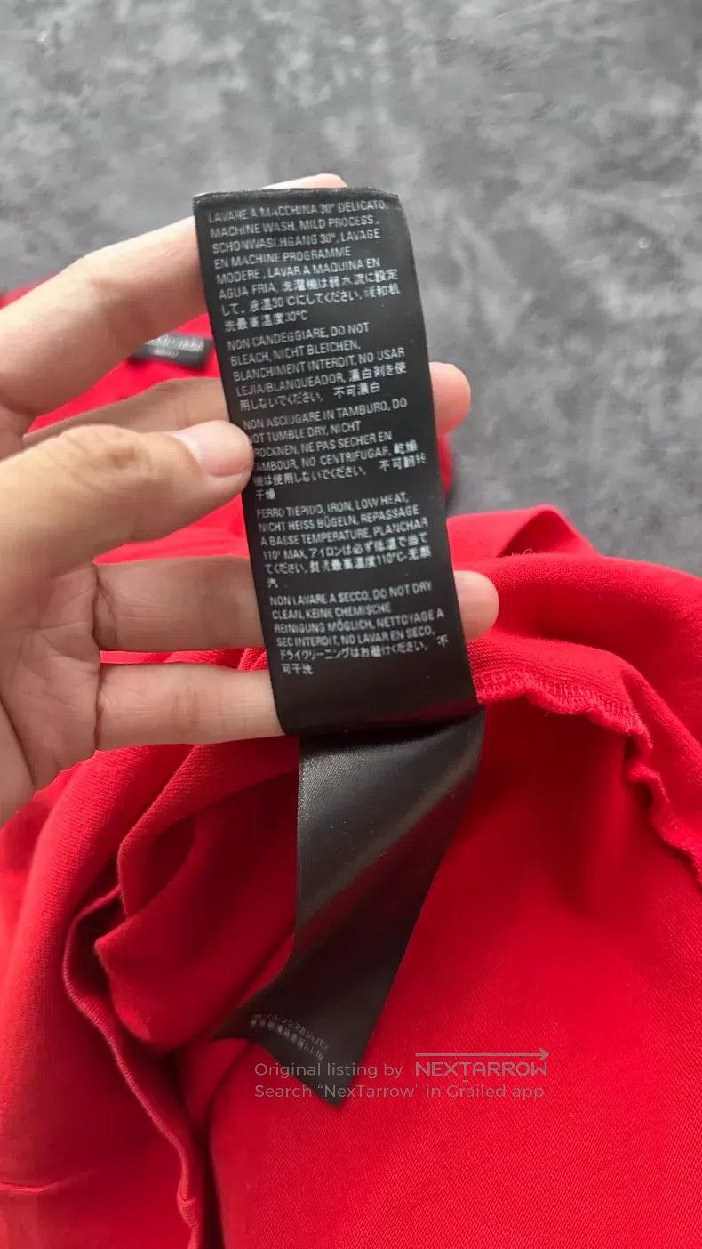 Balenciaga Balenciaga Short-sleeved red jelly graffiti dissolves logo Size US M / EU 48-50 / 2 - 6 Thumbnail