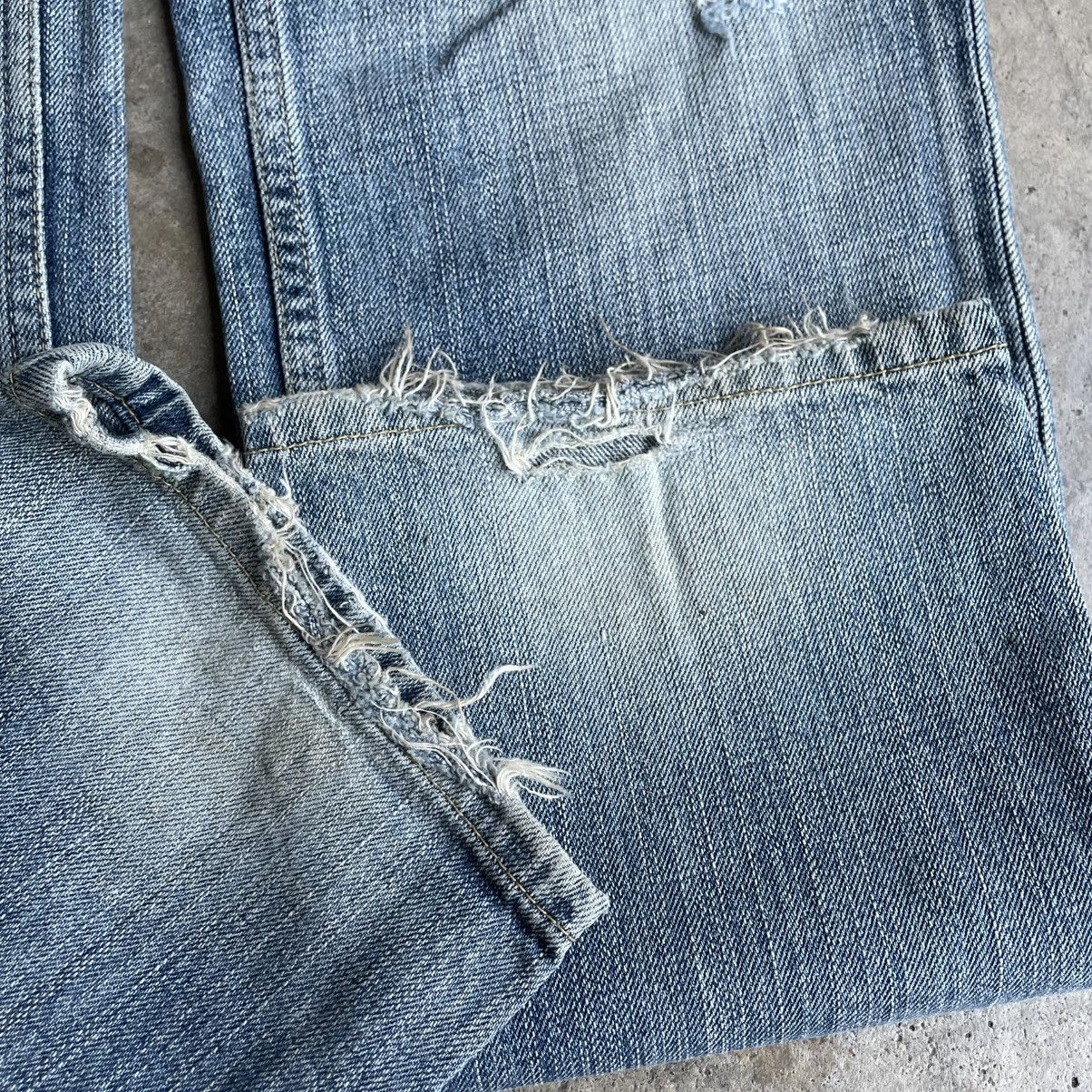 Levi's Vintage Clothing 🔥Vintage Levis Stoned Washed Ripped Distress Denim Jeans Size US 31 - 7 Thumbnail