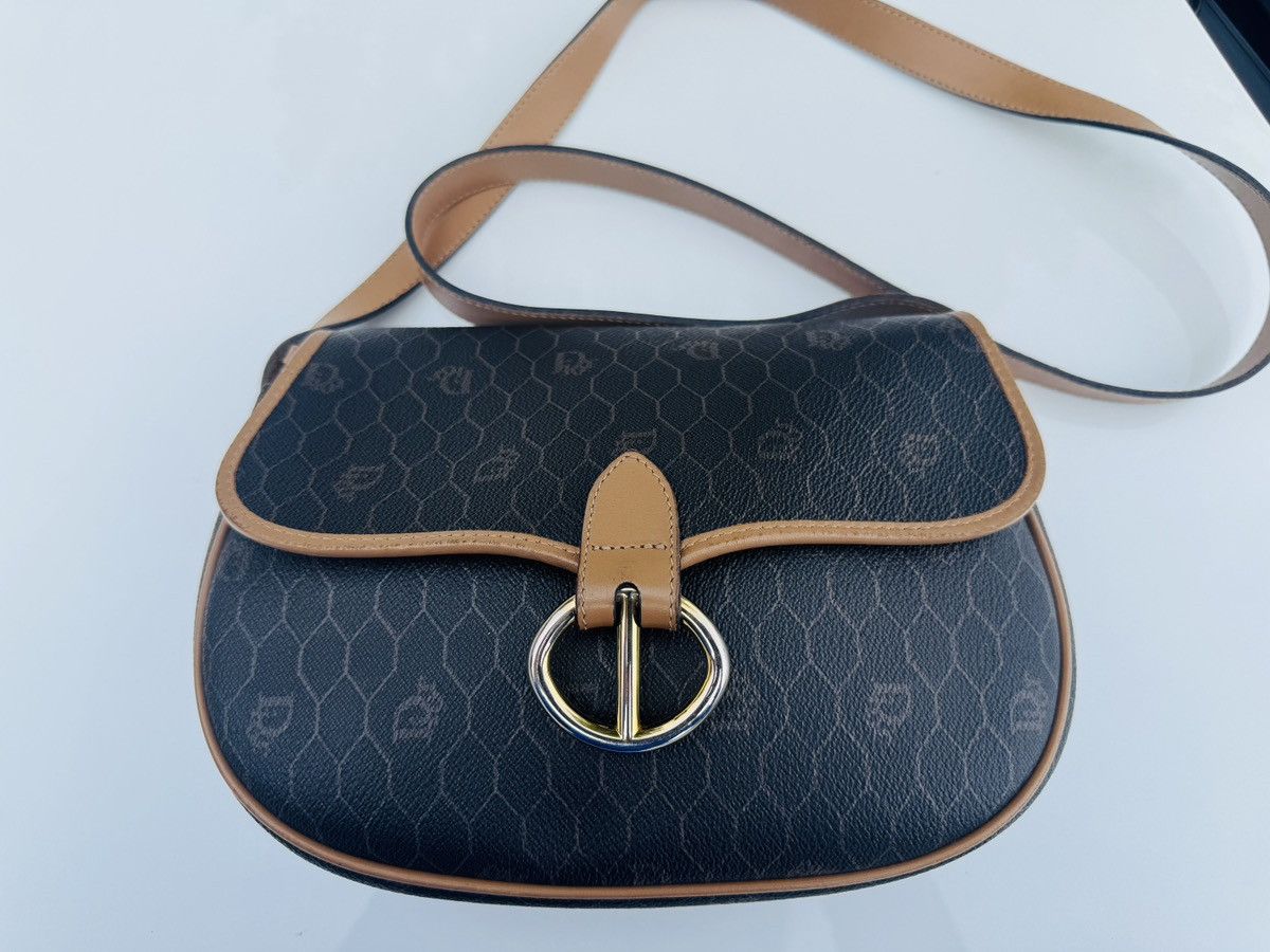 Dior Christian Dior Honeycomb Leather Shoulder Bag Brown Purse Size ONE SIZE - 1 Thumbnail