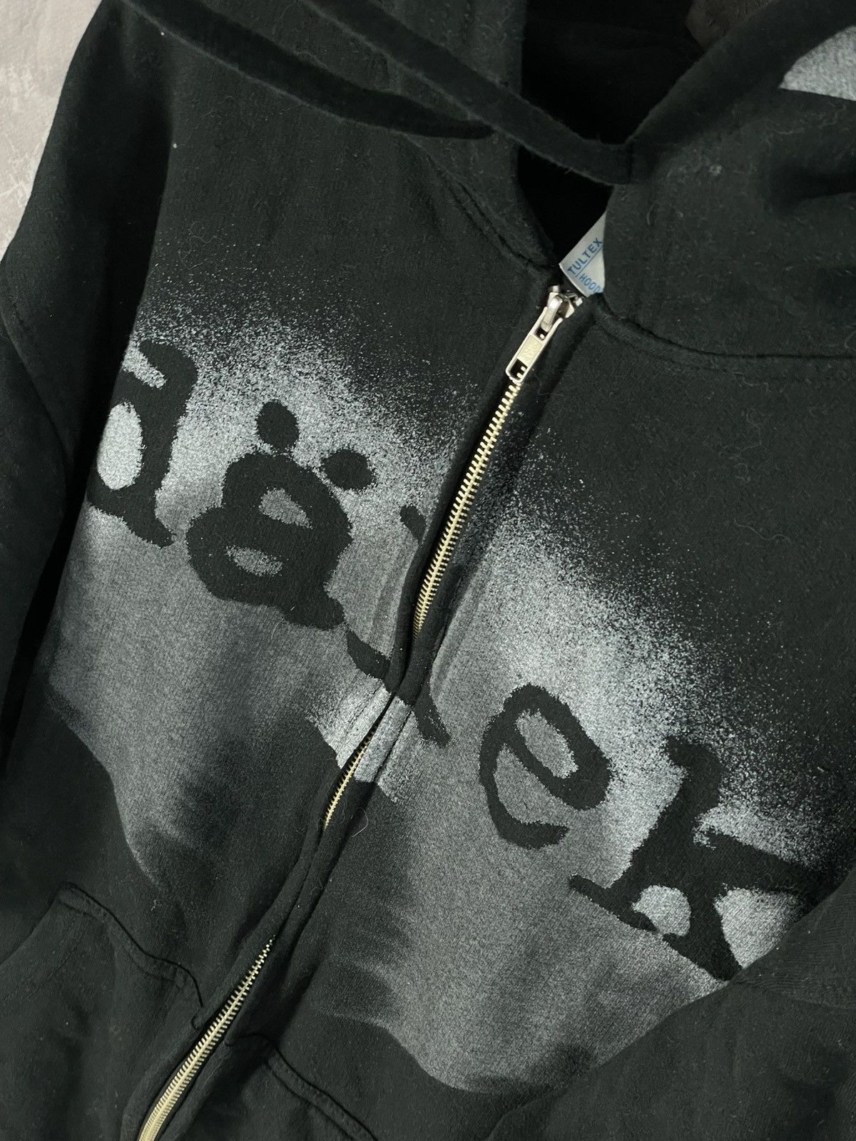 Band Tees × Japanese Brand × Vintage Dalek Vintage Y2K Big Logo Rock Band Vintage Hoodie Size US L / EU 52-54 / 3 - 7 Thumbnail