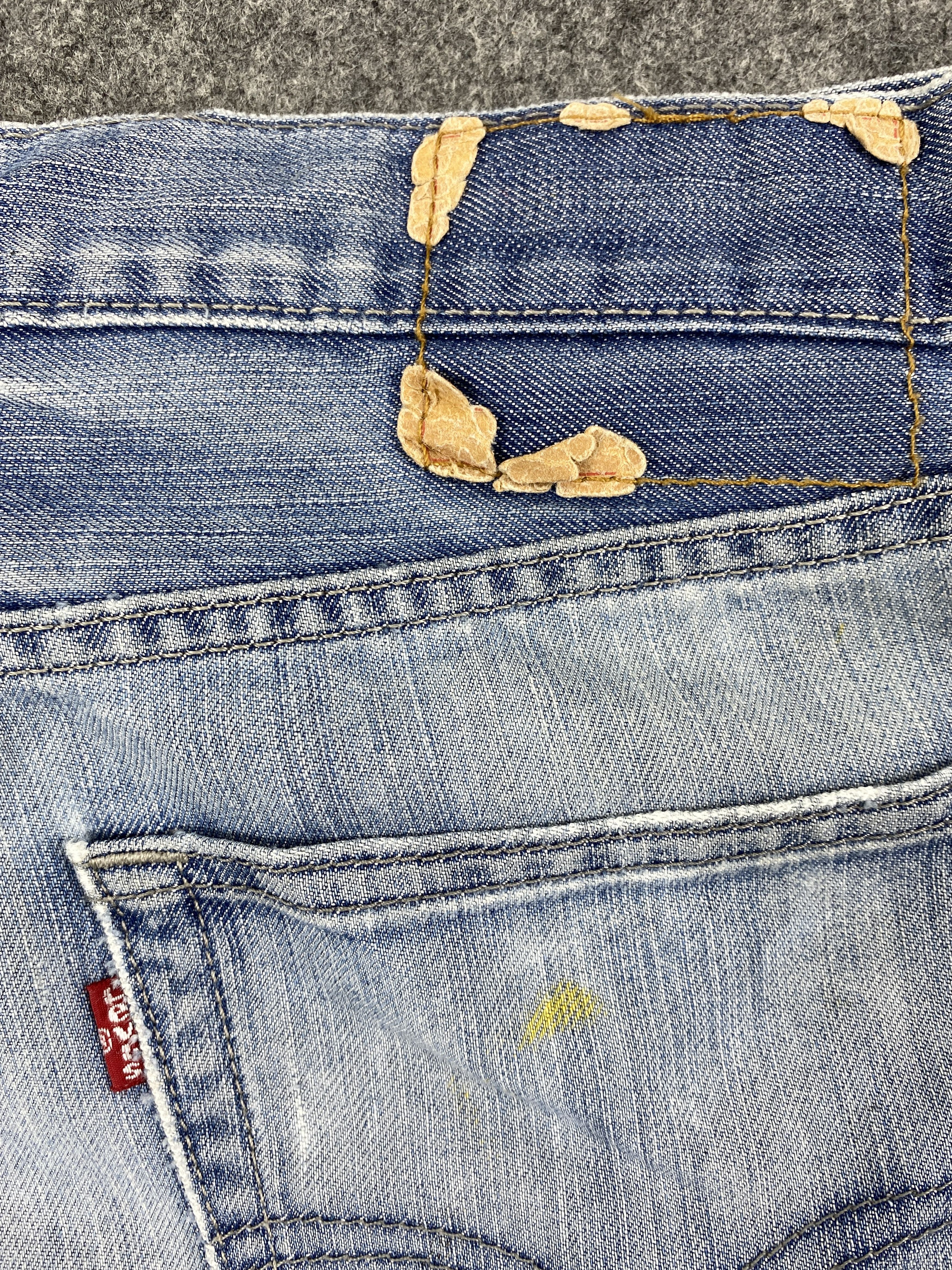 Levi's Light Wash Vintage Levi's Jeans 35x33 Denim -SJ083 Size US 35 - 9 Thumbnail