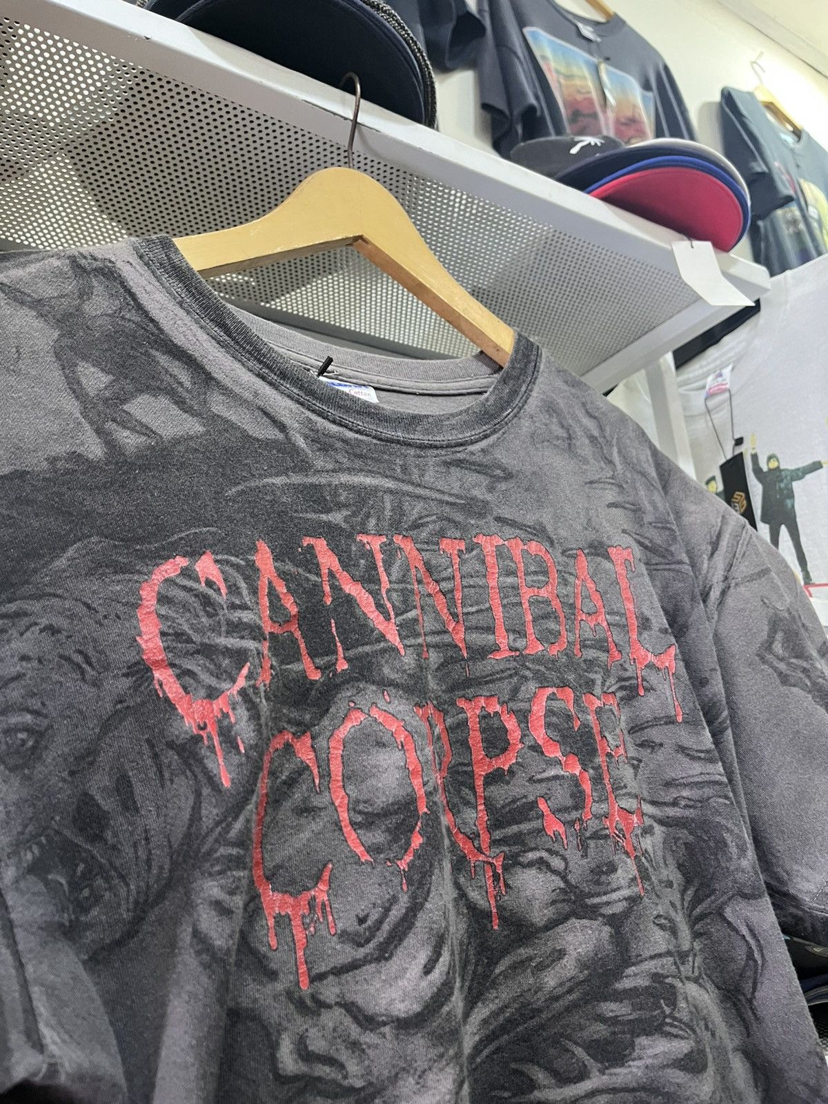 Band Tees Vintage 2001 Cannibal Corpse T-Shirt Death Metal Band Shirt Size US L / EU 52-54 / 3 - 3 Thumbnail
