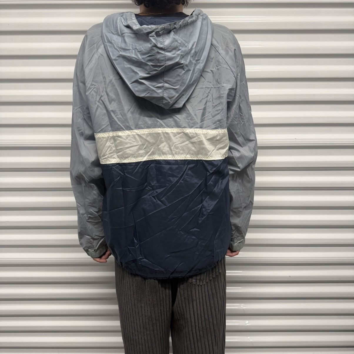 Gap Y2K/2000s Grunge Gap Grey And Navy Blue Striped Windbreaker Size US M / EU 48-50 / 2 - 4 Thumbnail