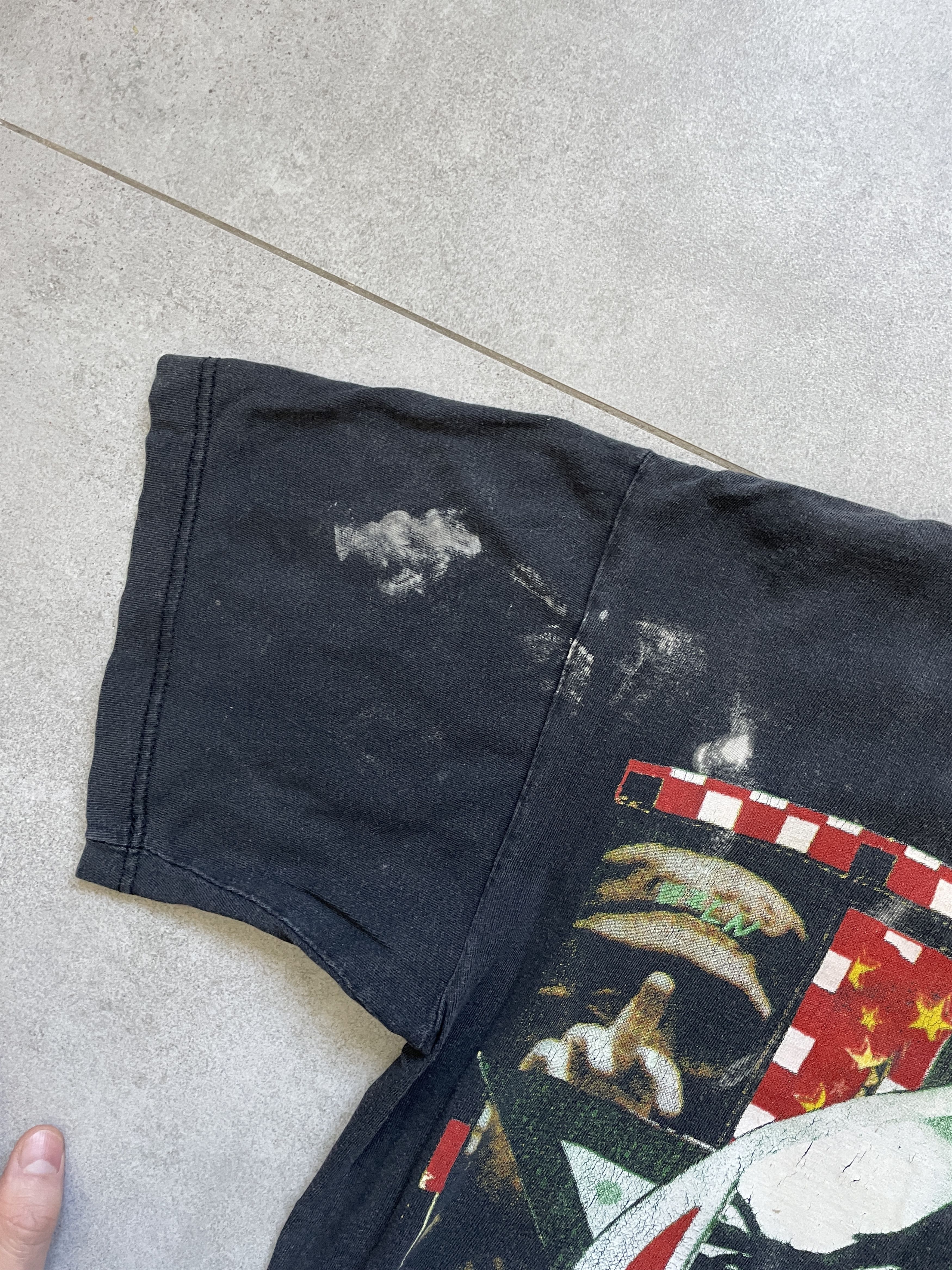 Vintage VINTAGE 90S BOB MARLEY RASTA REVOLUTION BLACK WASHED TEE Size US XL / EU 56 / 4 - 6 Thumbnail