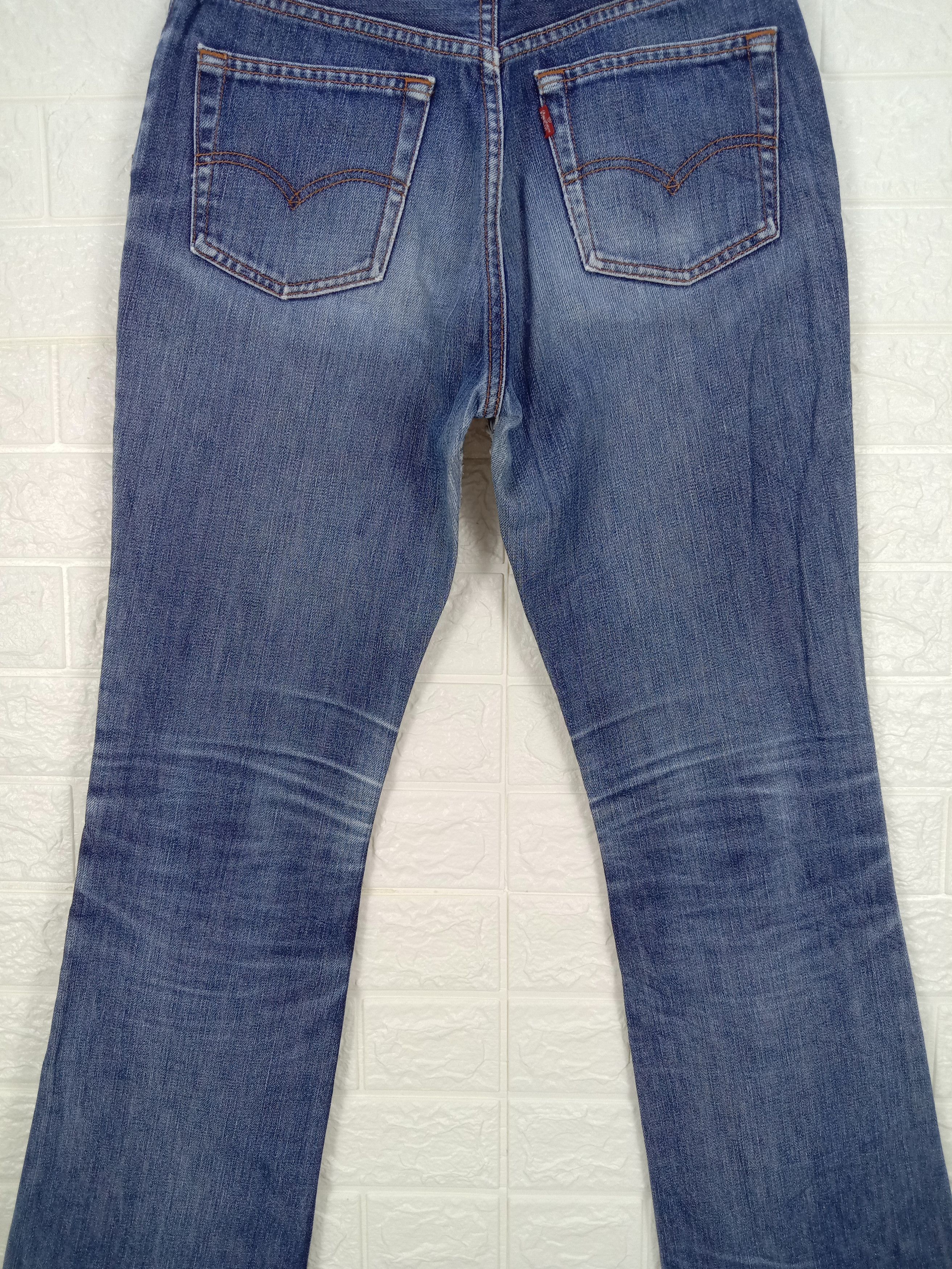 Levi's Vintage Levi's 517 Flare Jeans Faded Blue Denim Size 28" / US 6 / IT 42 - 7 Thumbnail
