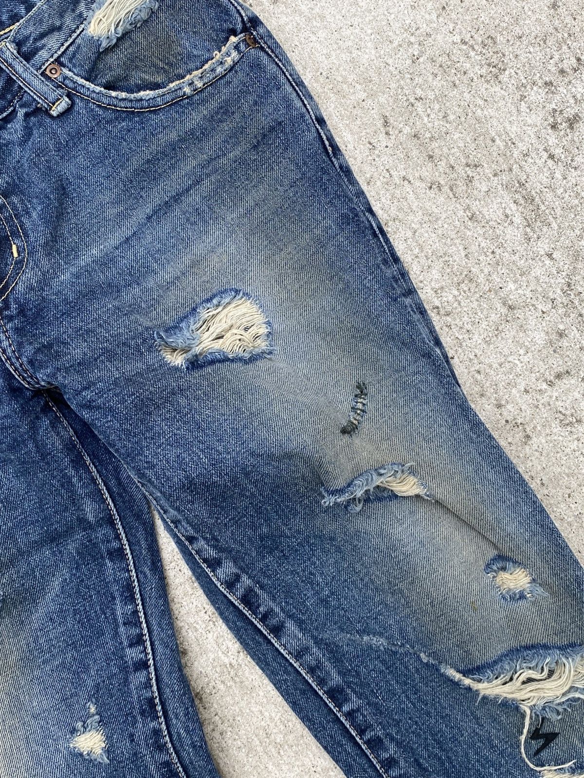 Undercover Undercover but beautiful phase 60 Size US 29 - 8 Thumbnail