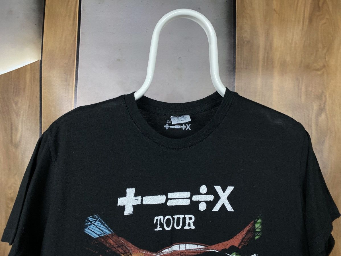 Band Tees 🎸Vintage T-Shirt Ed Sheeran The Mathematics Tour Tee🎸 Size US M / EU 48-50 / 2 - 6 Thumbnail