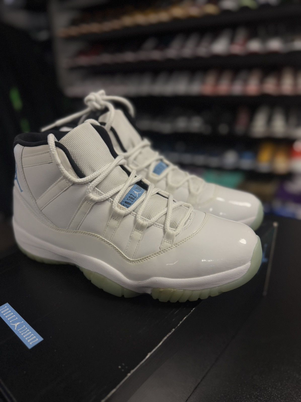 Jordan Brand × Nike Jordan 11 Legand Blue Size 11.5 2014 OG Clean 🧼 Size US 11.5 / EU 44-45 - 22 Thumbnail