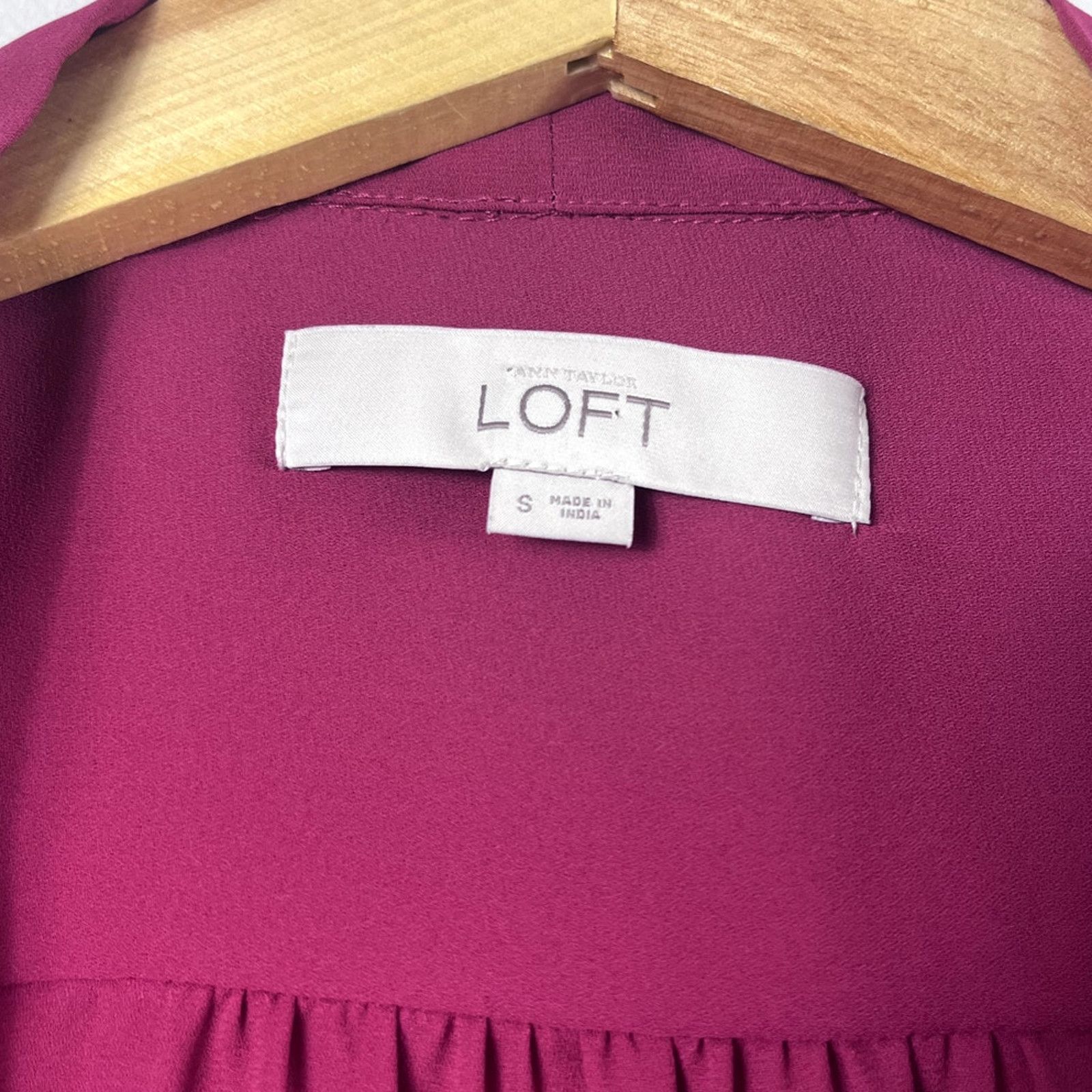 Loft Women's Fuchsia Loft Pintuck Blouse S Size S / US 4 / IT 40 - 2 Thumbnail