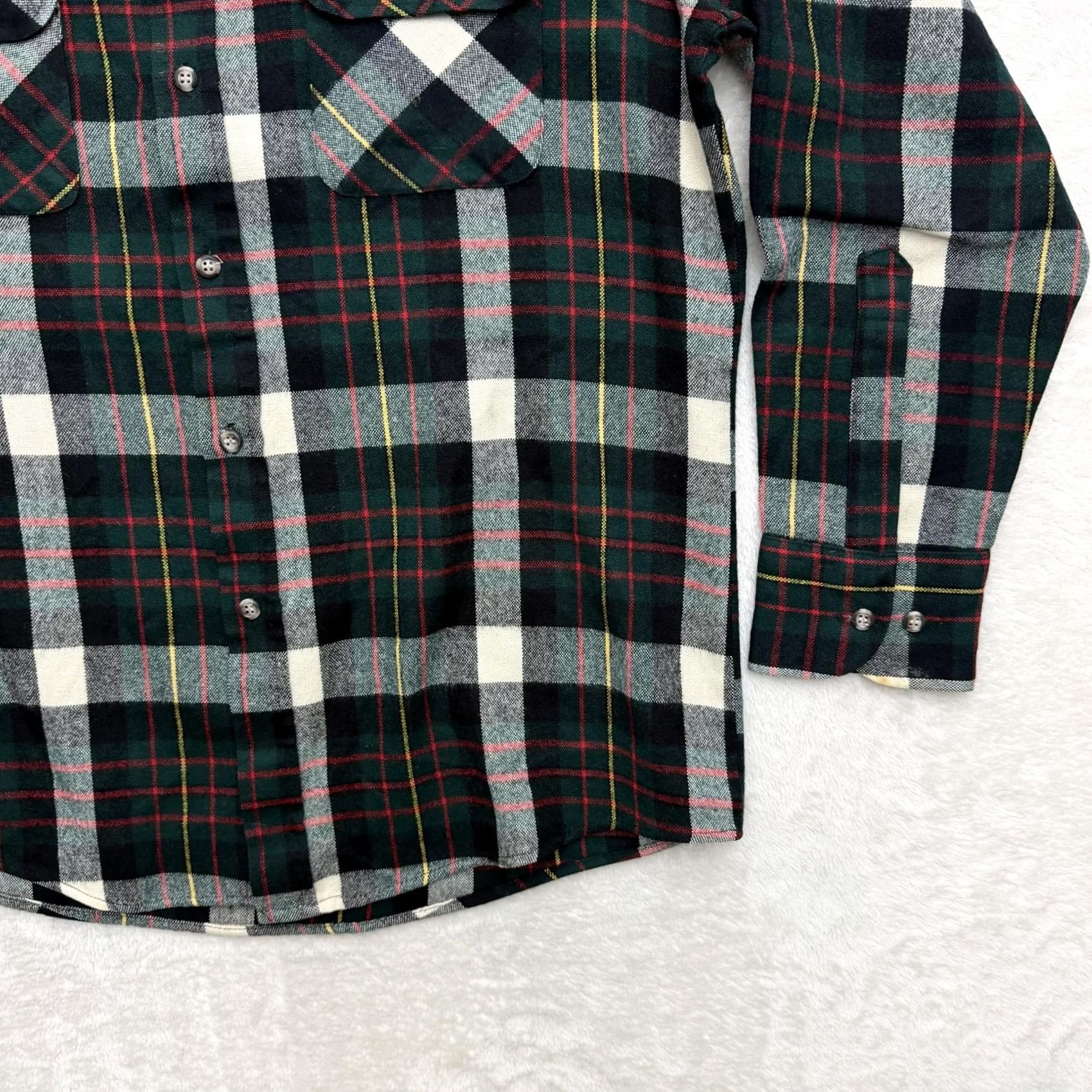 Vintage VINTAGE Northwest Territory Shirt Mens M Green Plaid Flannel Button Up Size US M / EU 48-50 / 2 - 4 Thumbnail
