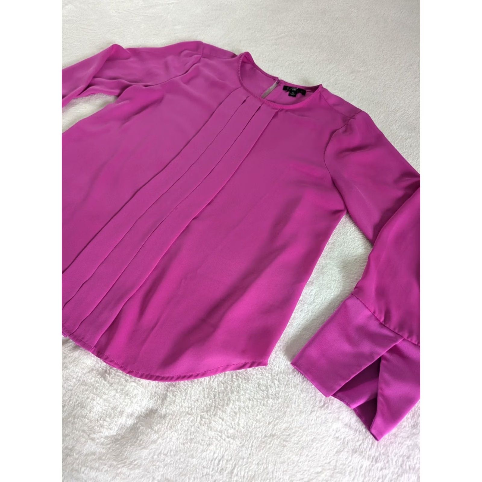 J.Crew J.CREW 365 Fuchsia Long Sleeve Blouse Women's Sz M Office Women's Blouse Pink Knit? Size M / US 6-8 / IT 42-44 - 2 Thumbnail