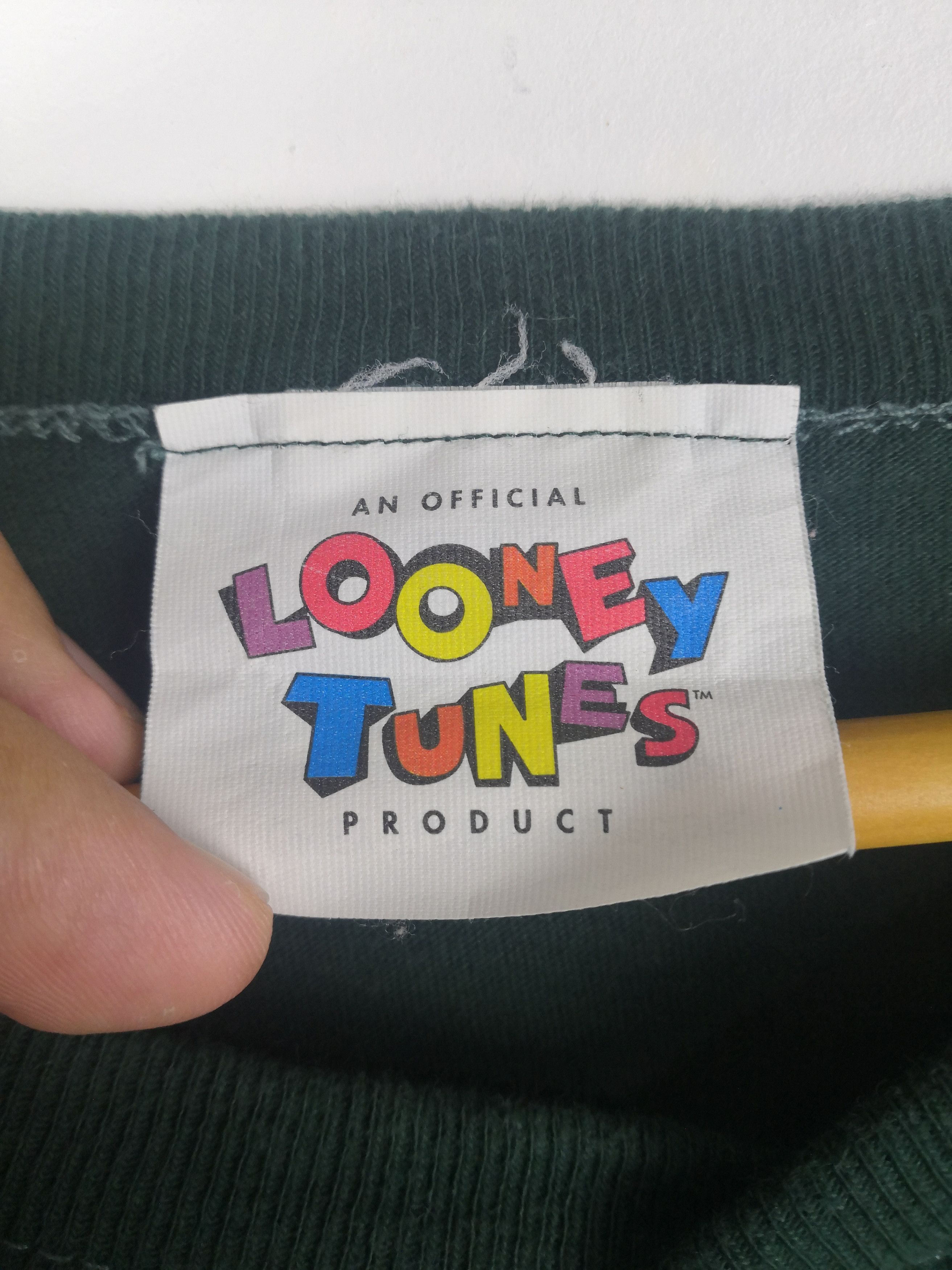 Vintage Vintage 90s Tazmanian Devil Tee 1995 Looney Tunes T-Shirt Size US L / EU 52-54 / 3 - 5 Thumbnail
