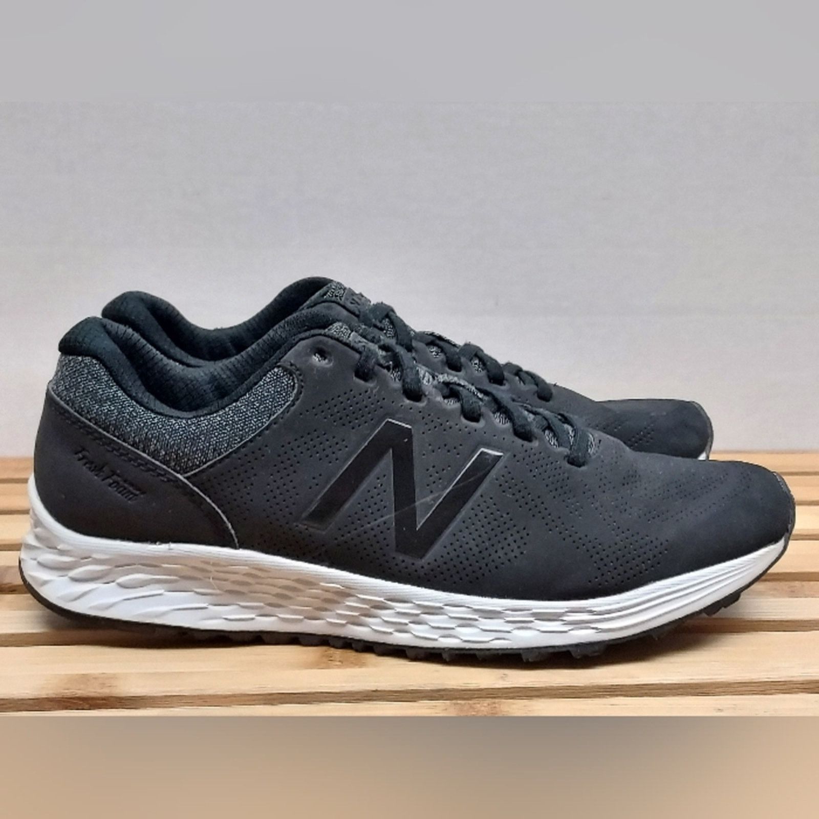New Balance New Balance Womens Black ROAV Arishi Athletic Shoes Size 9 Size US 9 / IT 39 - 6 Thumbnail
