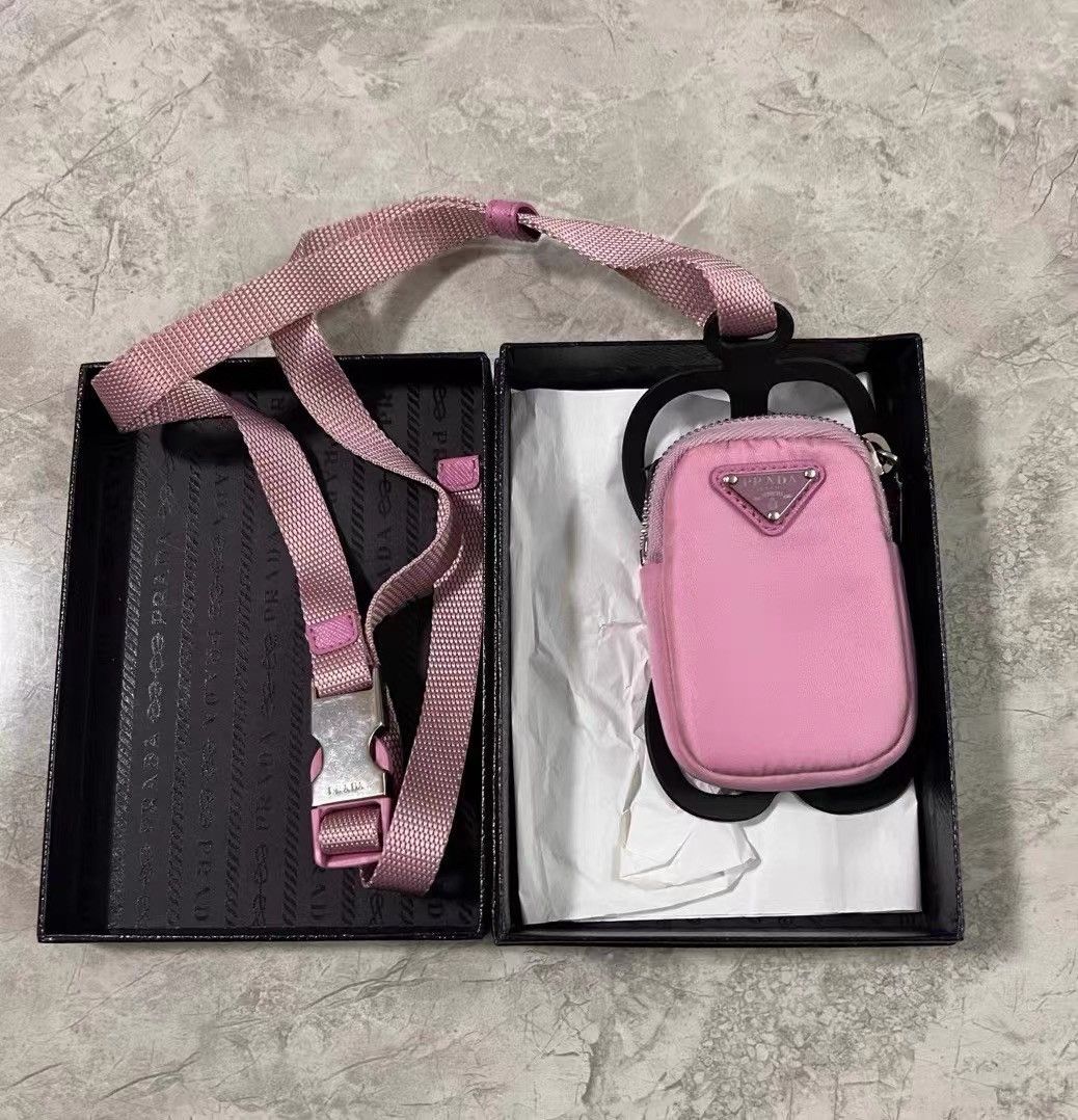 Prada PRADA Light Pink Triangle Logo Lanyard Phone Bag K28 Size ONE SIZE - 2 Thumbnail