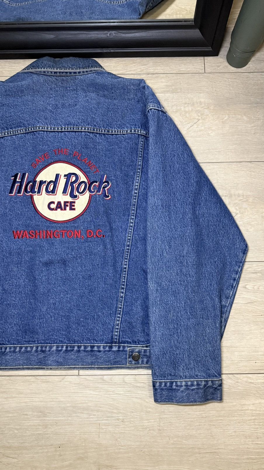 Hard Rock Cafe Vintage / Y2K Hard Rock Cafe Denim Jacket Size US L / EU 52-54 / 3 - 4 Thumbnail