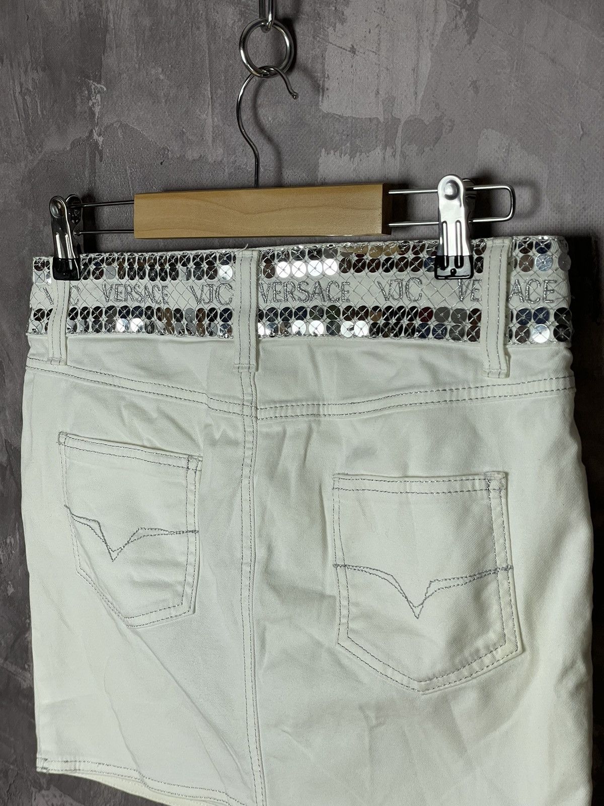 Versace × Versace Jeans Couture × Vintage Versace Jeans Couture mini skirt Size 28" / US 6 / IT 42 - 8 Thumbnail