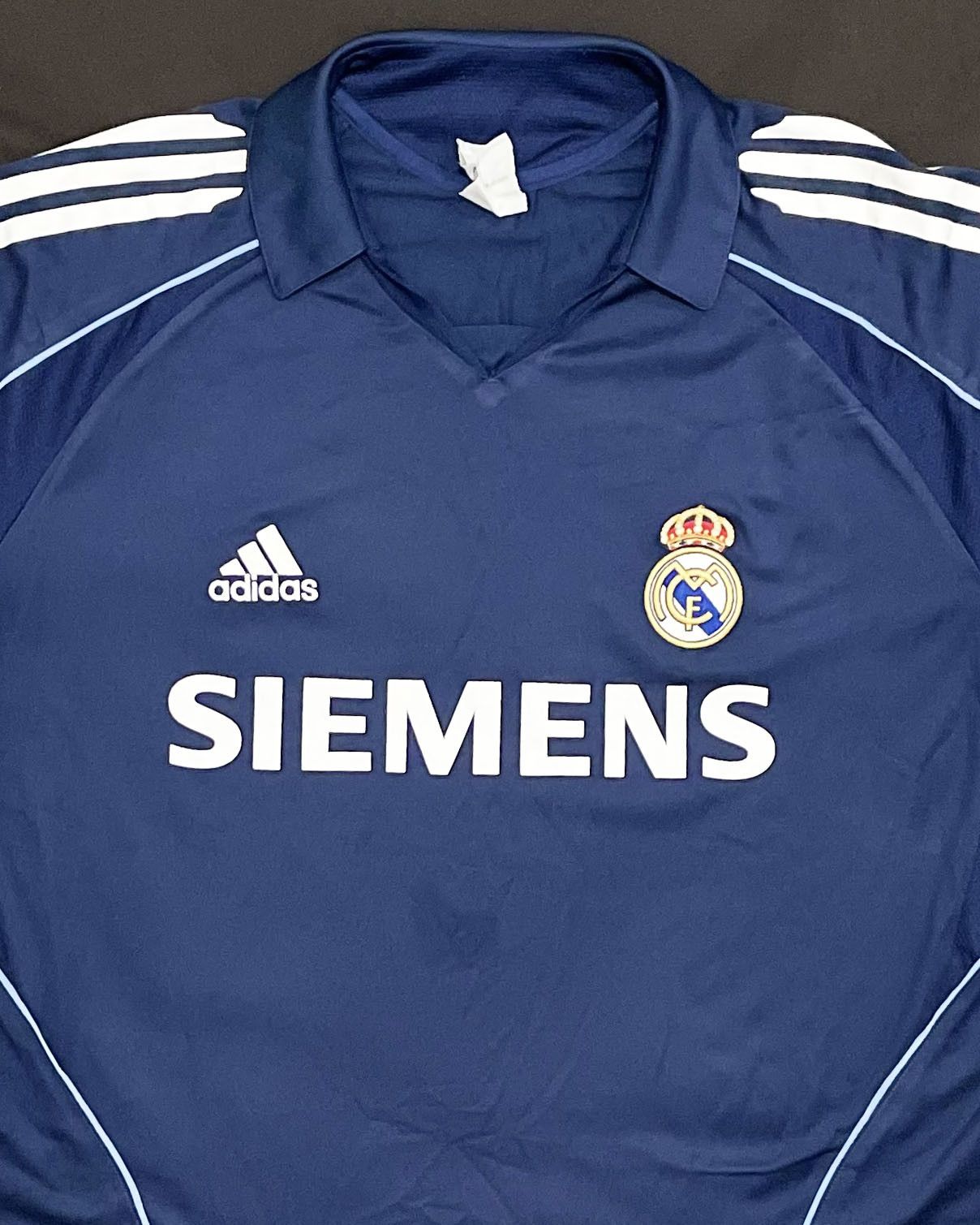 Adidas Real Madrid Away Kit 2005 2006 Size US L / EU 52-54 / 3 - 3 Thumbnail