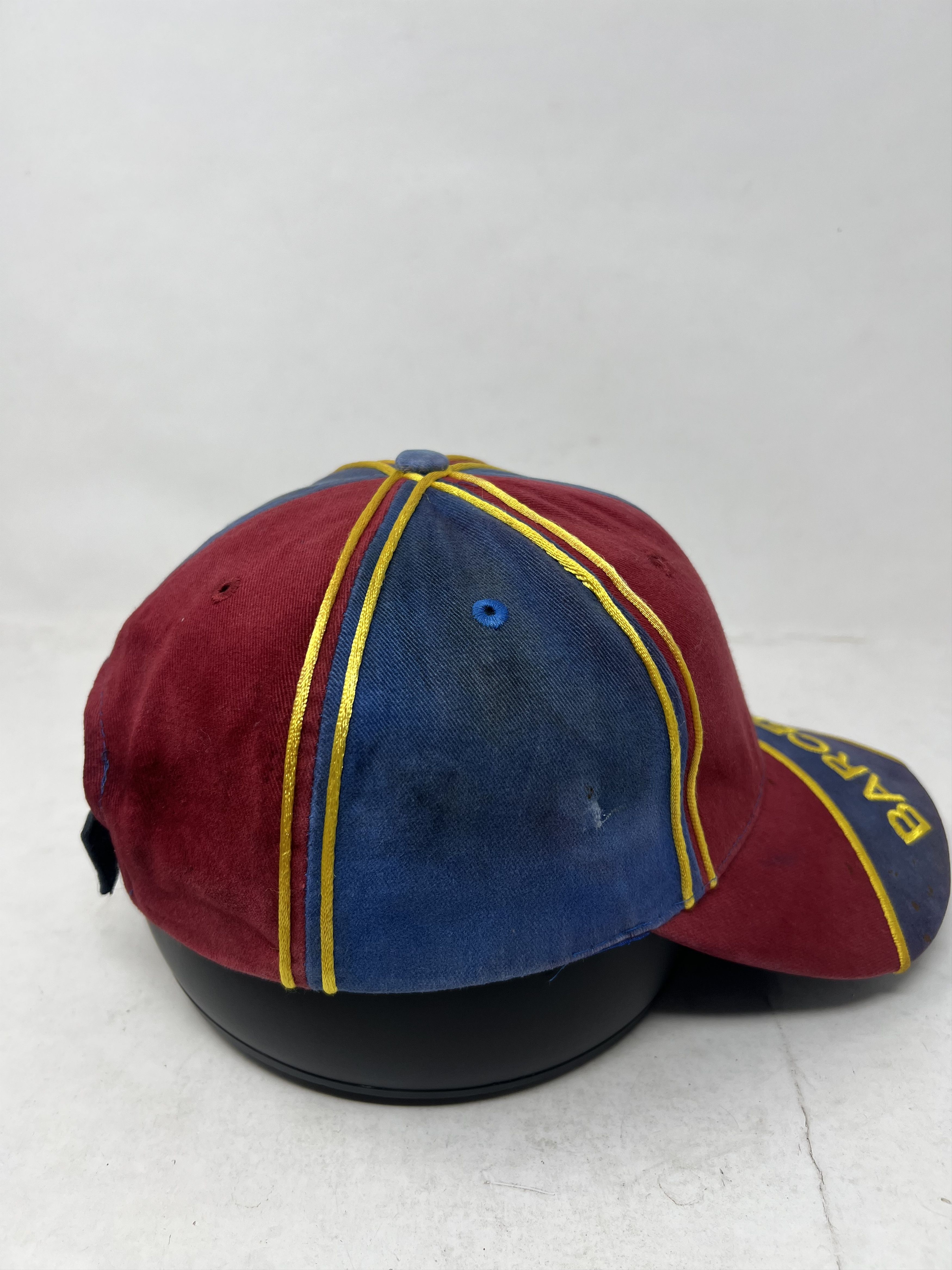 Vintage Vintage FC Barcelona Hat Size ONE SIZE - 4 Thumbnail