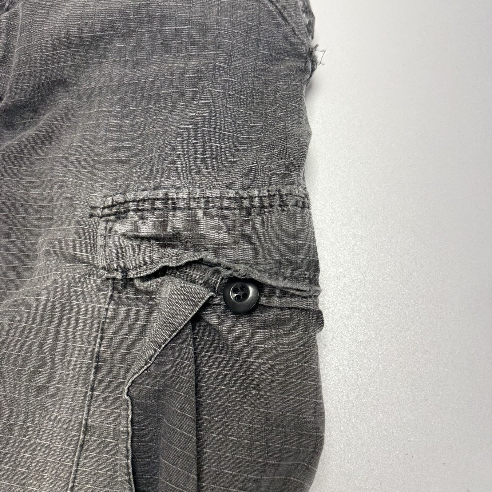 Vintage Vintage Military Trouser Cargo Pants Mens Faded Gray Ripstop Size US 32 / EU 48 - 9 Thumbnail