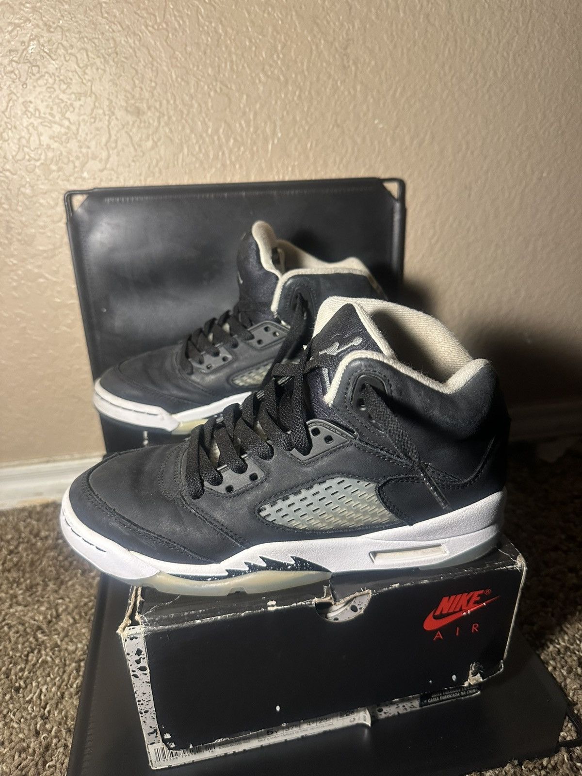 Jordan Brand Jordan 5 (GS) Oreo Size US 5 / EU 37 - 2 Thumbnail