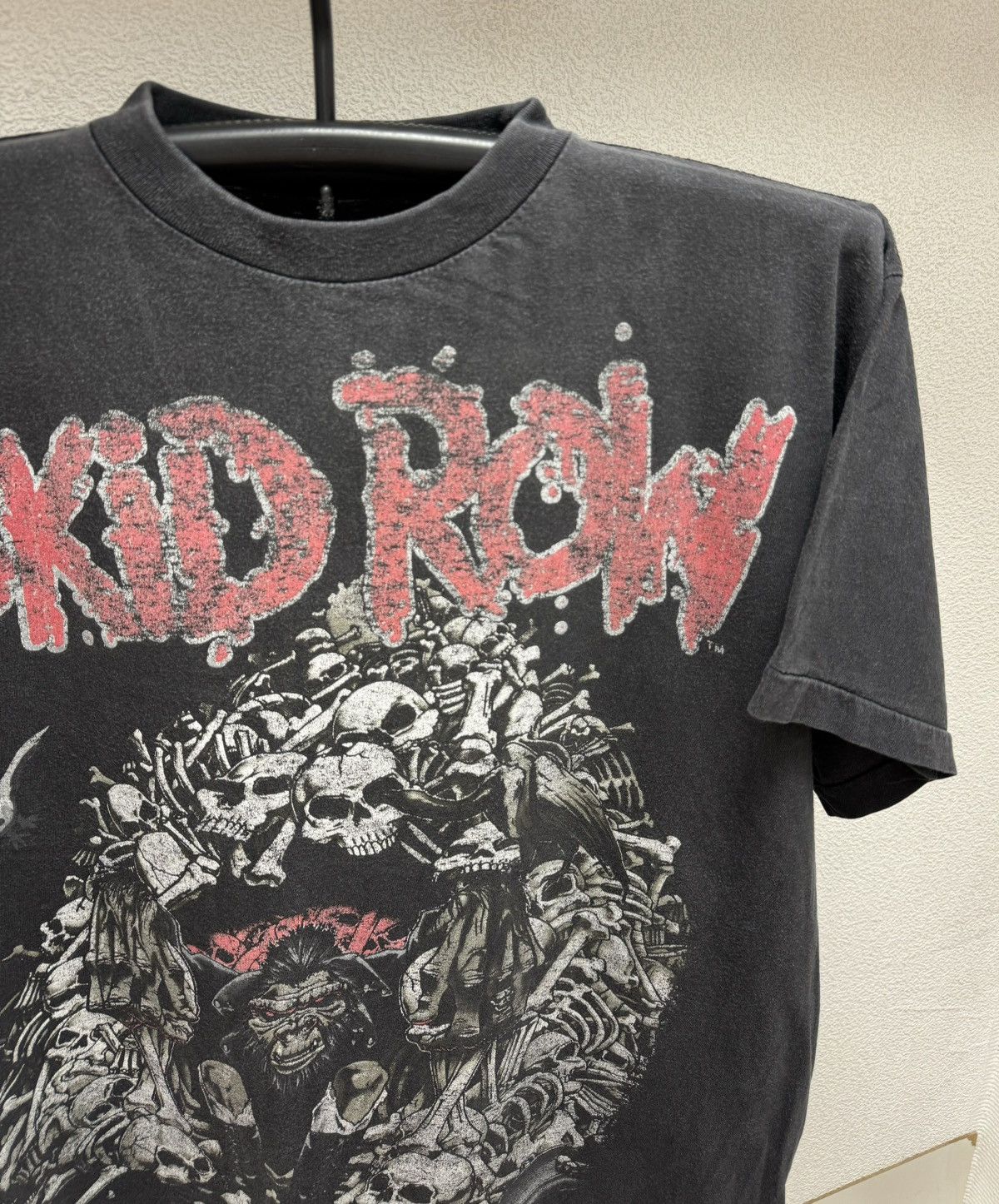 Band Tees Skid Row vintage t-shirt 1991 single stich Xl rock band Size US XL / EU 56 / 4 - 4 Thumbnail