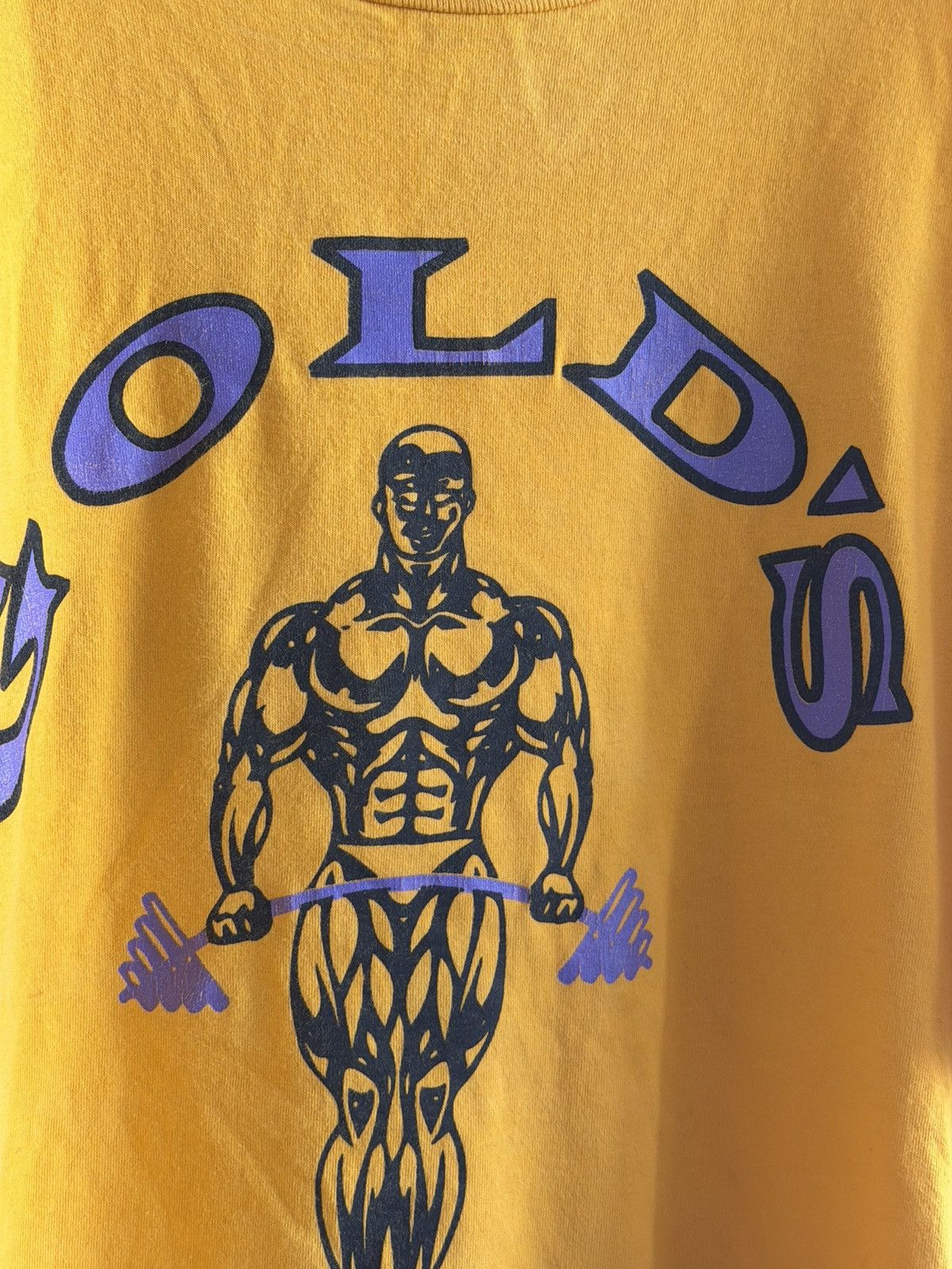 Vintage *RARE* 1990s 90s VINTAGE GOLD’S GYM YELLOW BODYBUILDING TEE Size US XL / EU 56 / 4 - 3 Thumbnail