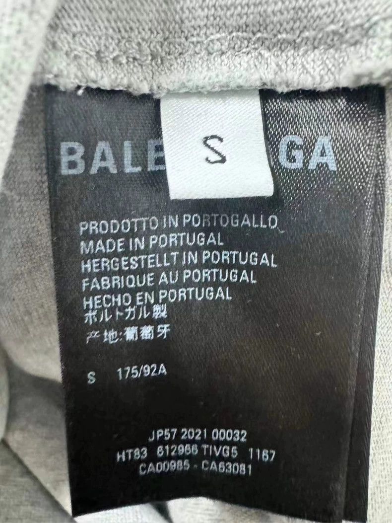 Balenciaga Balenciaga Grey front and back logo short sleeve Size US S / EU 44-46 / 1 - 5 Thumbnail