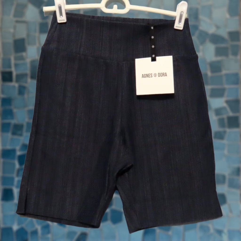 Denime VINTAGE Agnes & Dora Women's XS Pixie Shorts Dark Denim NWT Size 26" / US 2 / IT 38 - 1 Thumbnail