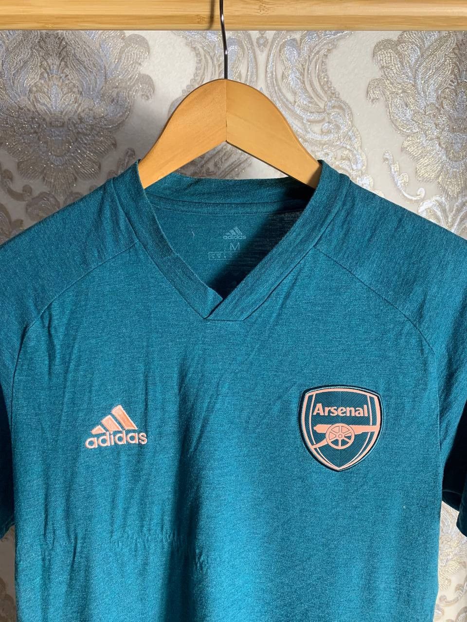 Adidas Vintage Adidas FC Arsenal London England Soccer Jersey Y2K Size US M / EU 48-50 / 2 - 2 Thumbnail