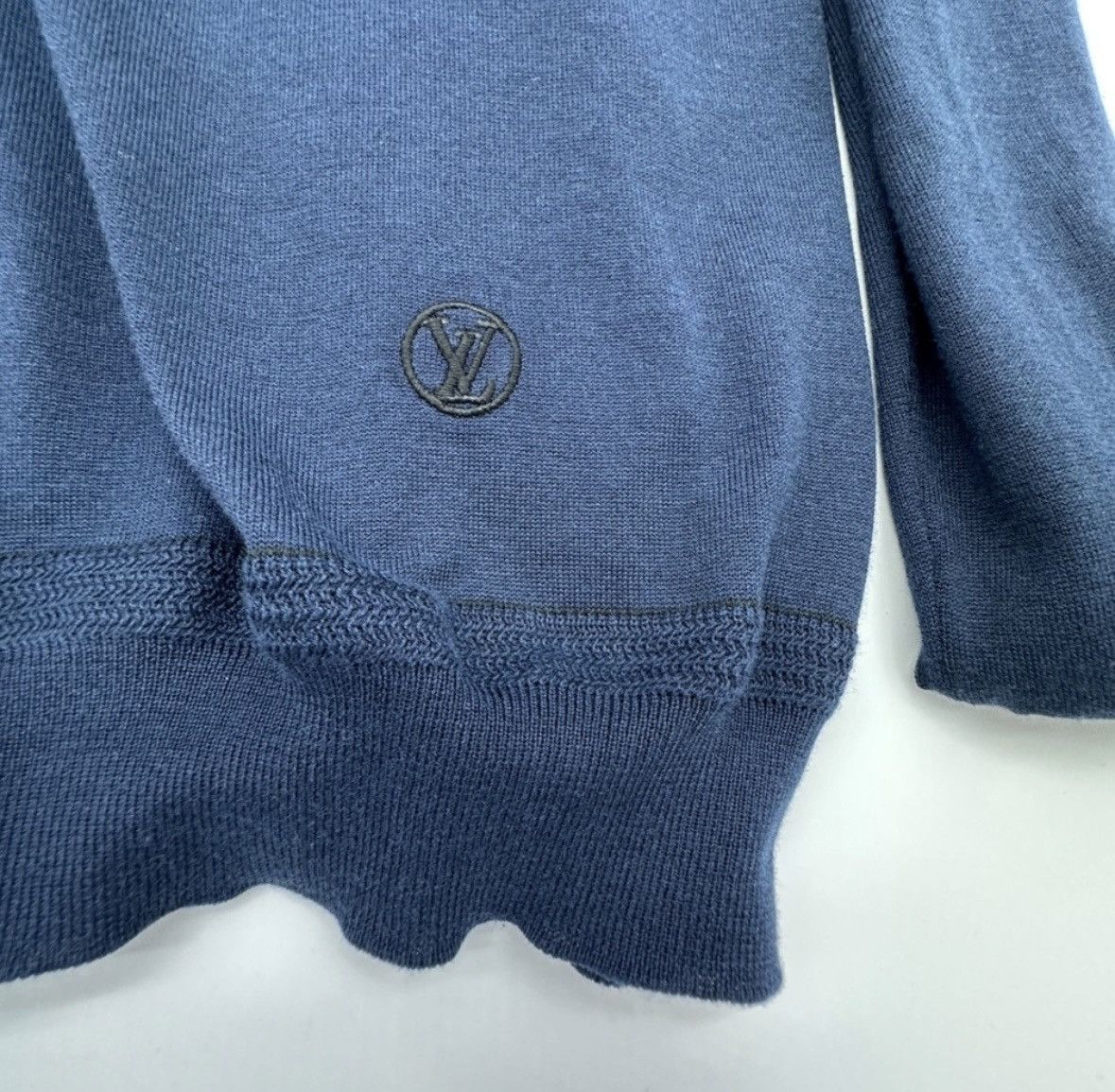 Louis Vuitton Louis Vuitton Men’s Cardigan Brand new With Tags XL Size US XL / EU 56 / 4 - 2 Thumbnail