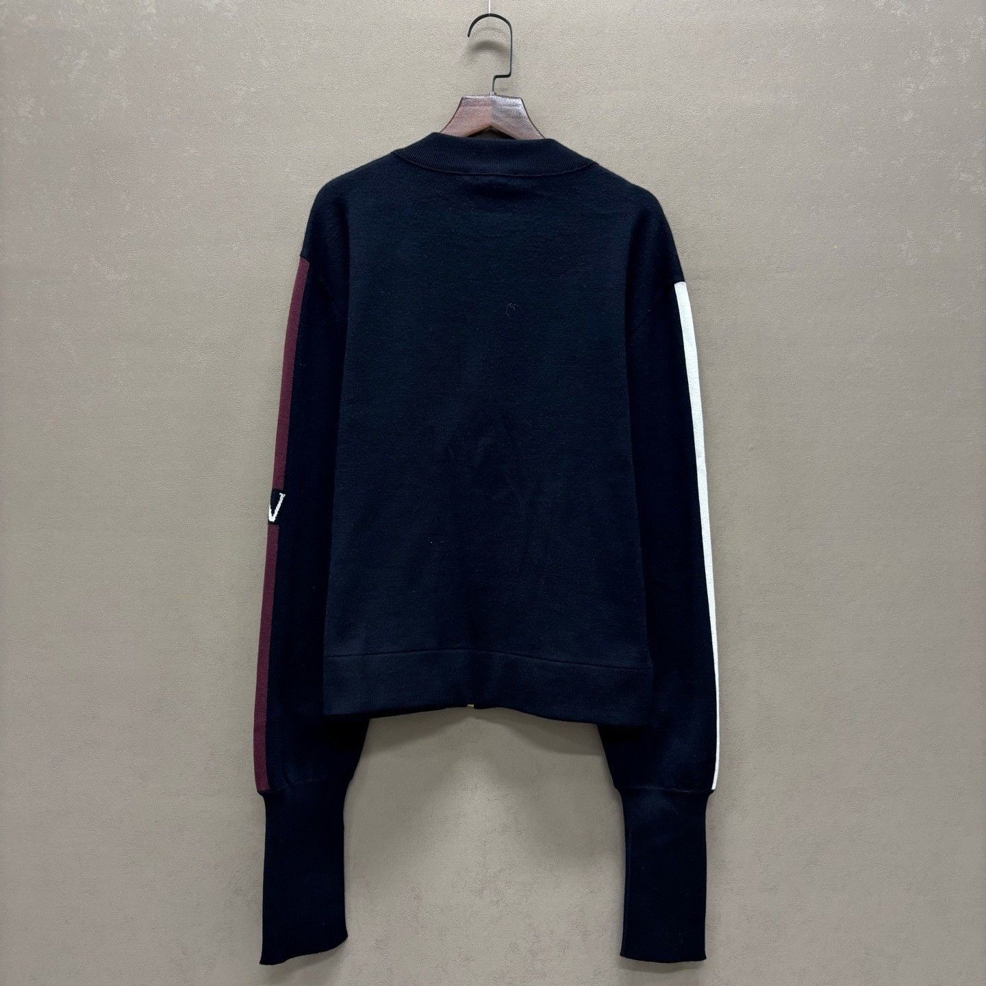 Louis Vuitton Louis Vuitton Cashmere Blend Knit Jacket Size US S / EU 44-46 / 1 - 2 Thumbnail