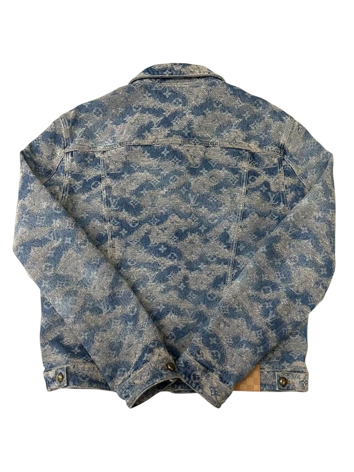 Louis Vuitton Louis Vuitton 50 Floral Tapestry Monogram Denim Jacket Size US M / EU 48-50 / 2 - 2 Thumbnail