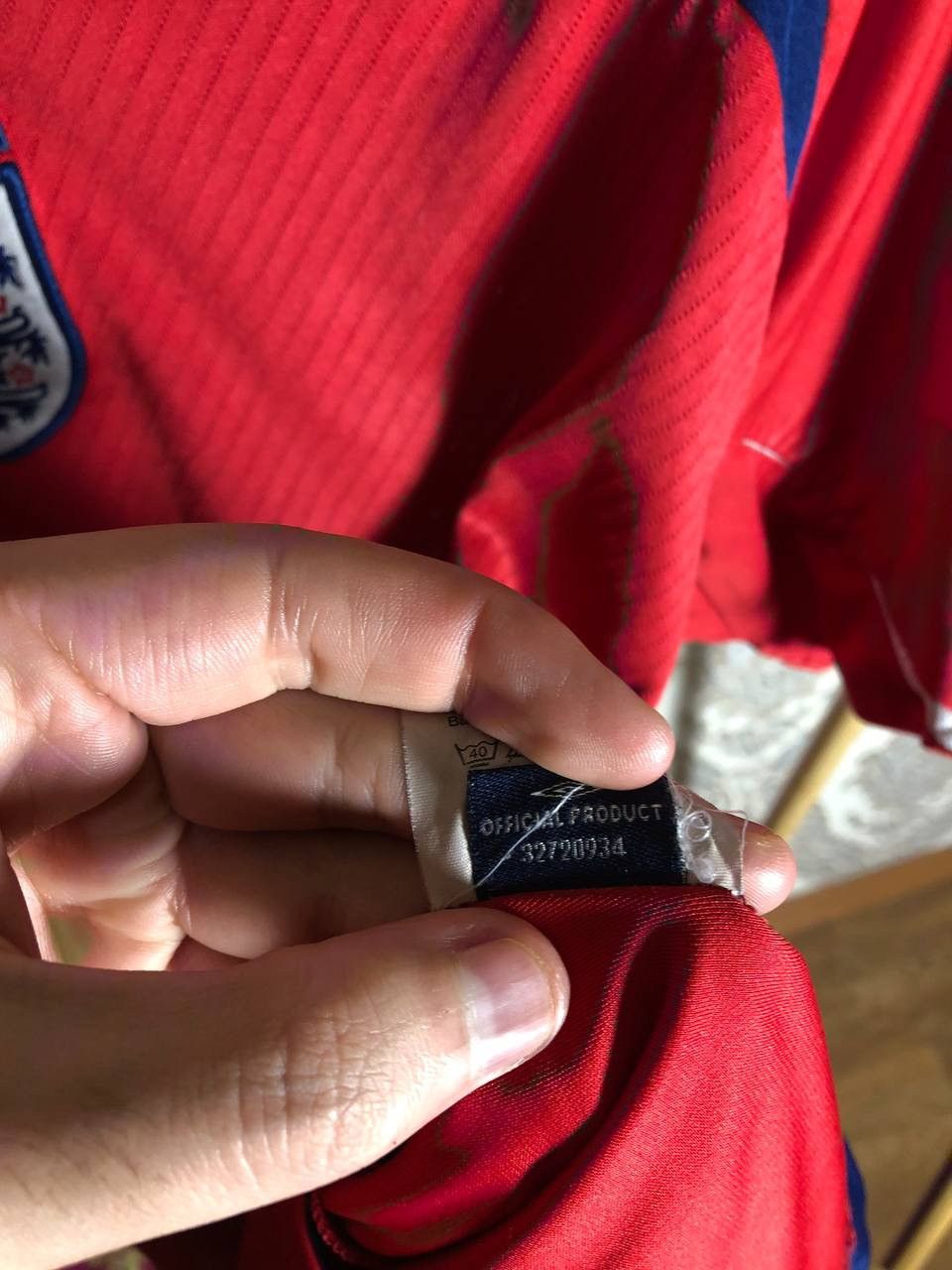 Umbro VINTAGE UMBRO ENGLAND RETRO SOCCER JERSEY MANCHESTER Y2K 90s Size US S / EU 44-46 / 1 - 6 Thumbnail
