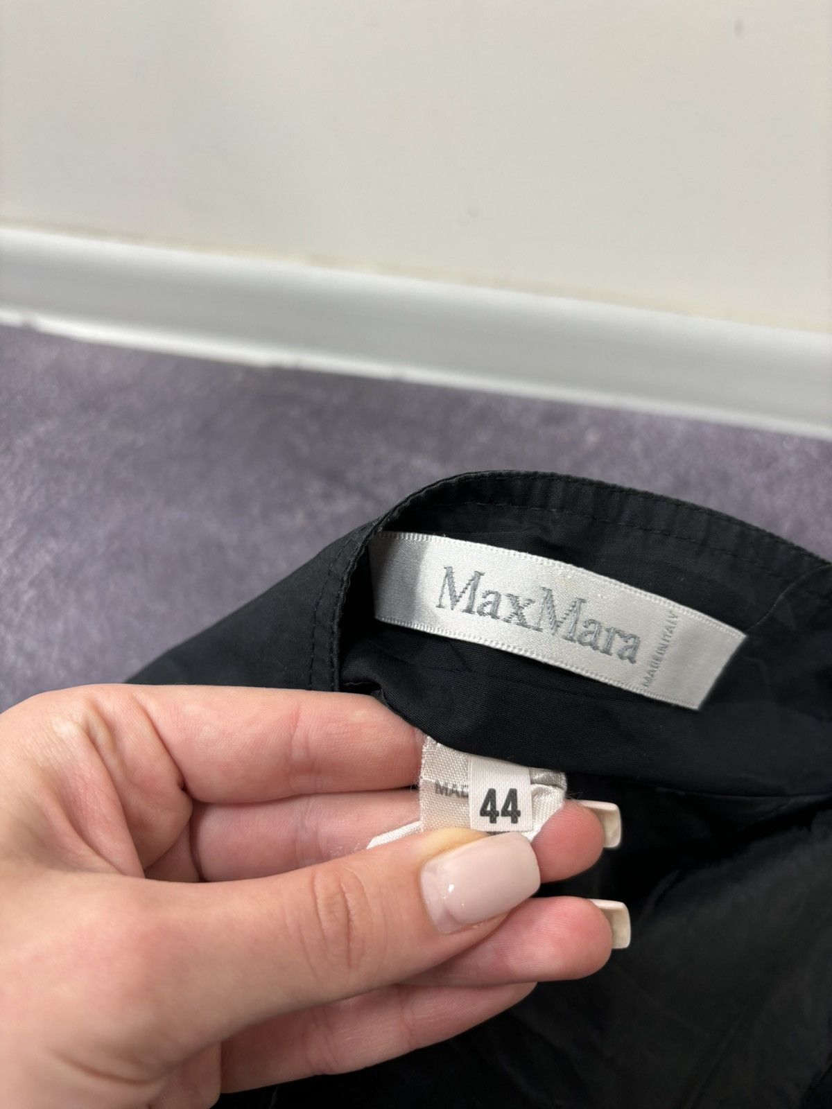 Max Mara Vintage Max Mara Women’s Black Luxury Straight Midi Skirt Size 30" / US 8 / IT 44 - 11 Thumbnail