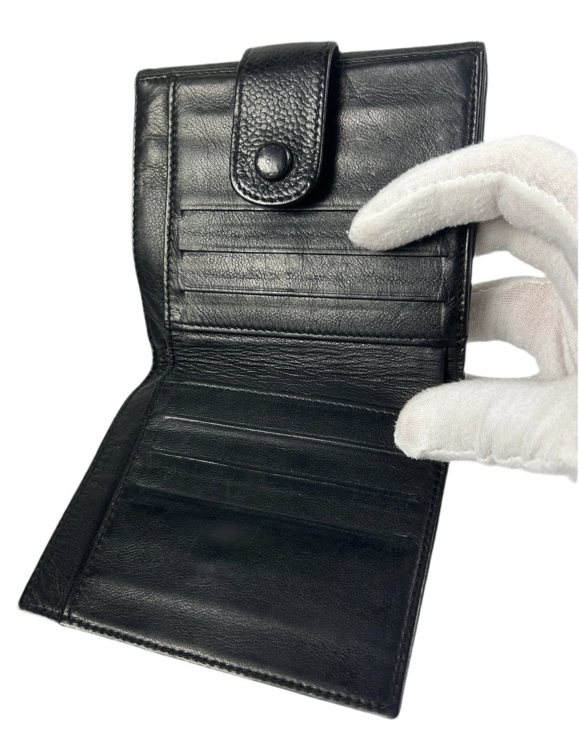 Chanel Chanel CC Leather Bifold Wallet Size ONE SIZE - 3 Thumbnail