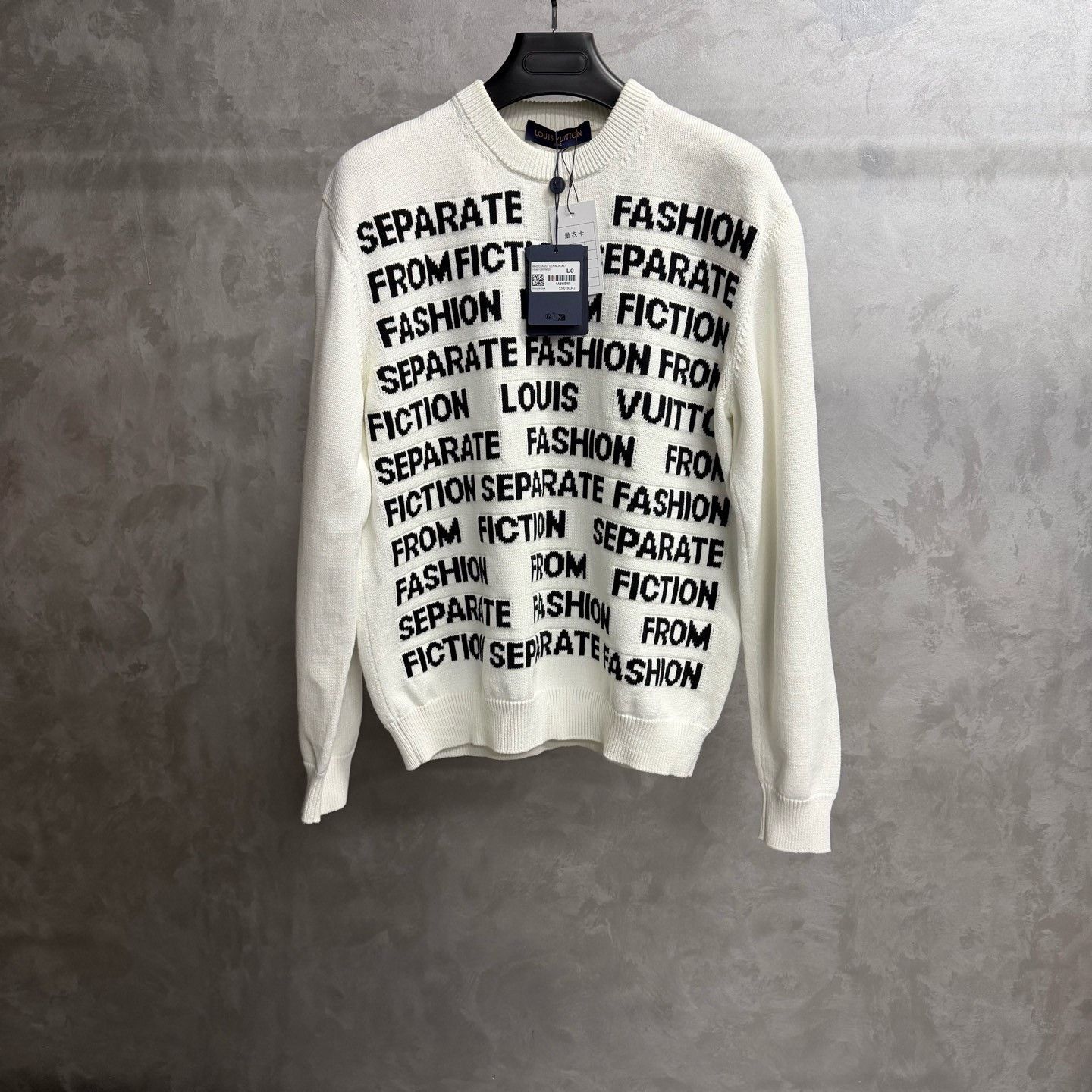 Louis Vuitton Louis Vuitton White Jacquard Letter Crewneck Sweater Size US L / EU 52-54 / 3 - 1 Thumbnail