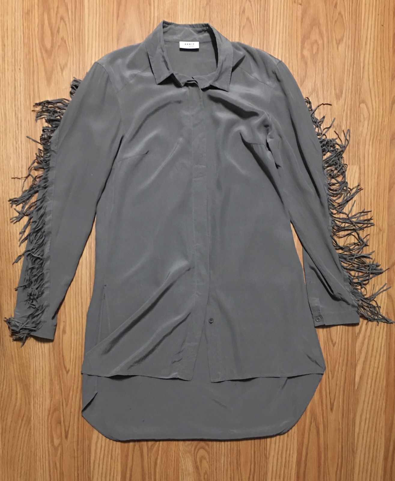 Akris AKRIS Silk Tunic Blouse Fringes Sleeves EU34 US4 Size S / US 4 / IT 40 - 1 Thumbnail