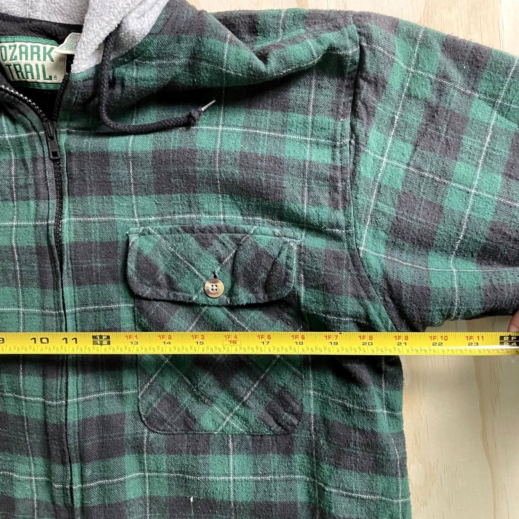 Vintage VINTAGE Ozark Trail Mens M Green Plaid Hooded Parka Flannel Jacket Jacket Size US M / EU 48-50 / 2 - 6 Thumbnail