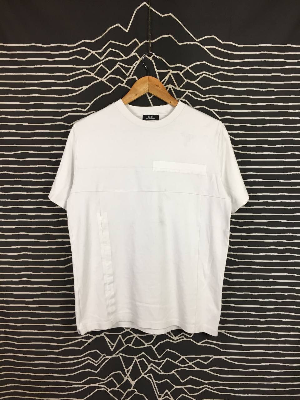 5351 POUR LES HOMMES 5351 Pour Les Hommes White Minimalist Designer Tee Size US M / EU 48-50 / 2 - 2 Thumbnail