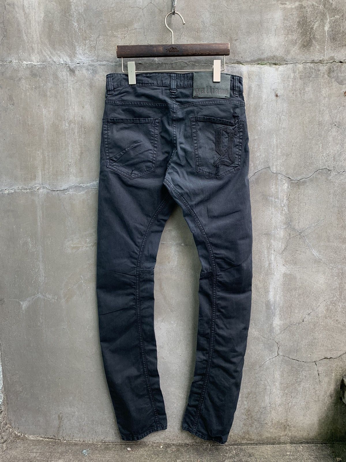 John Galliano Banana Cut Distressed Pants Size US 30 / EU 46 - 5 Thumbnail