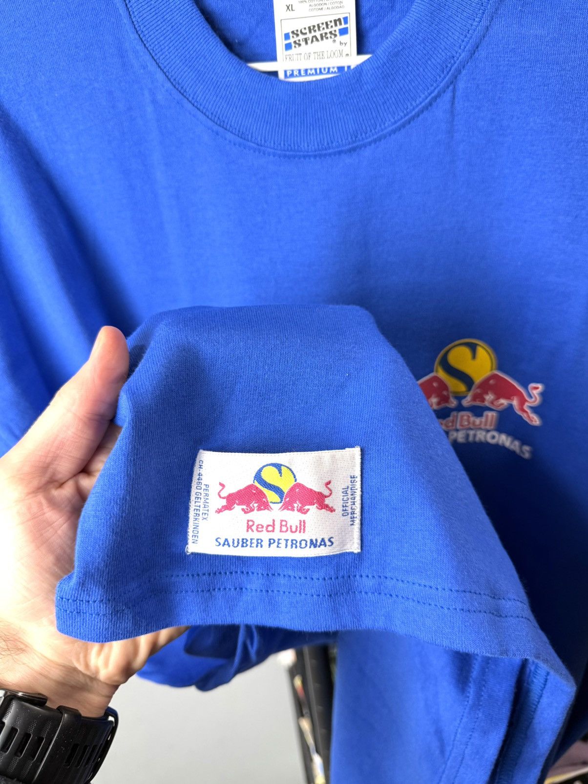 Red Bull Vintage Red Bull Sauber Formula One Racing T Shirt Size US XL / EU 56 / 4 - 6 Thumbnail
