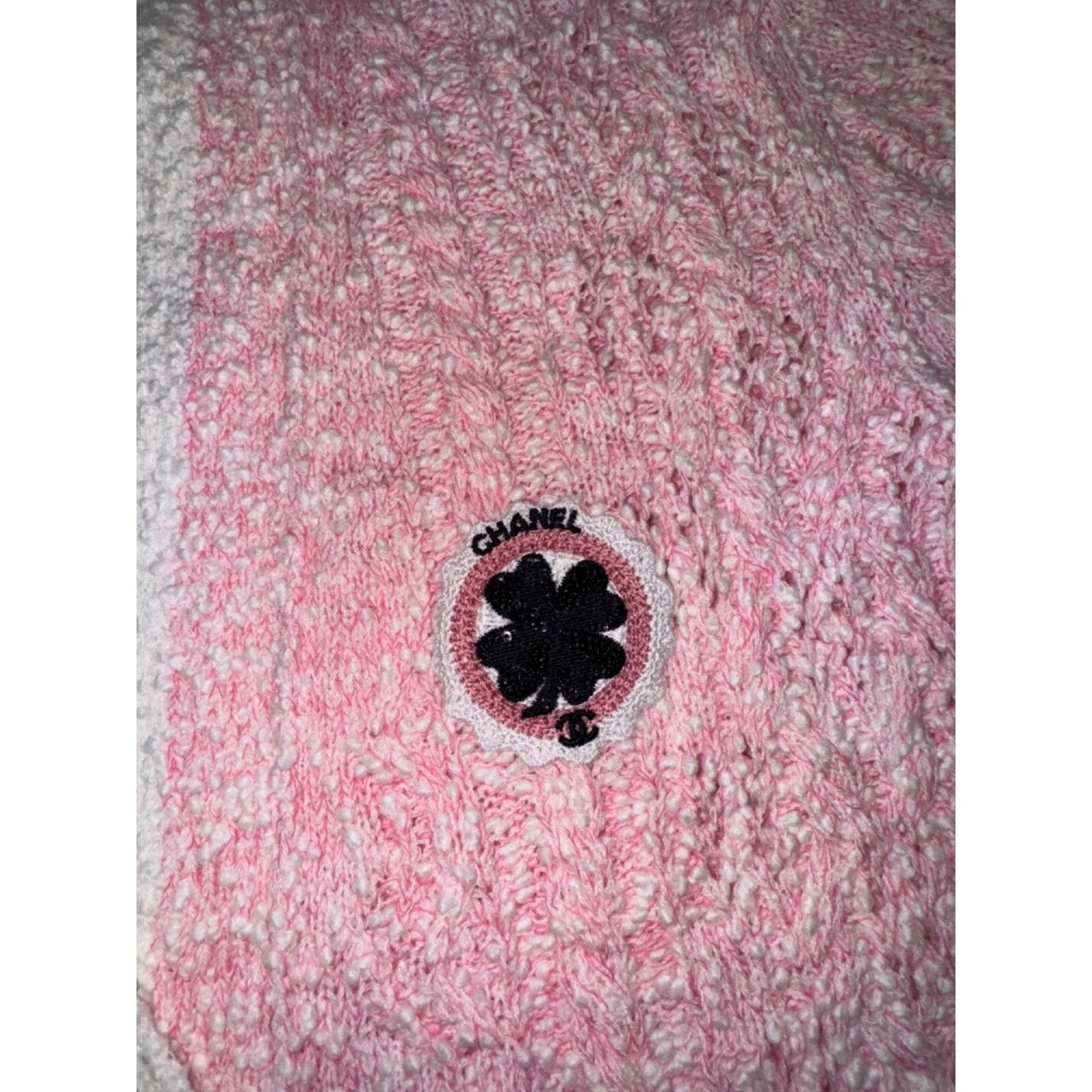 Chanel Chanel 24P Pink White Knit Boucle CC Logo Button Long Size XS / US 0-2 / IT 36-38 - 4 Thumbnail