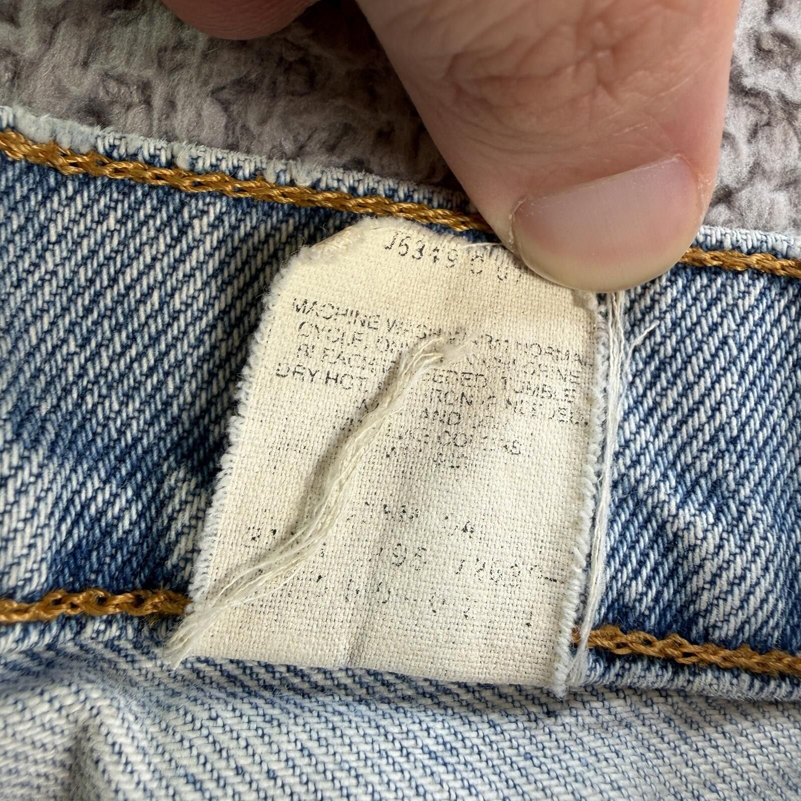 Levi's Vintage 90s Levis 550 Relaxed Fit 27 Tapered Light Jeans Size 27" / US 4 / IT 40 - 7 Thumbnail