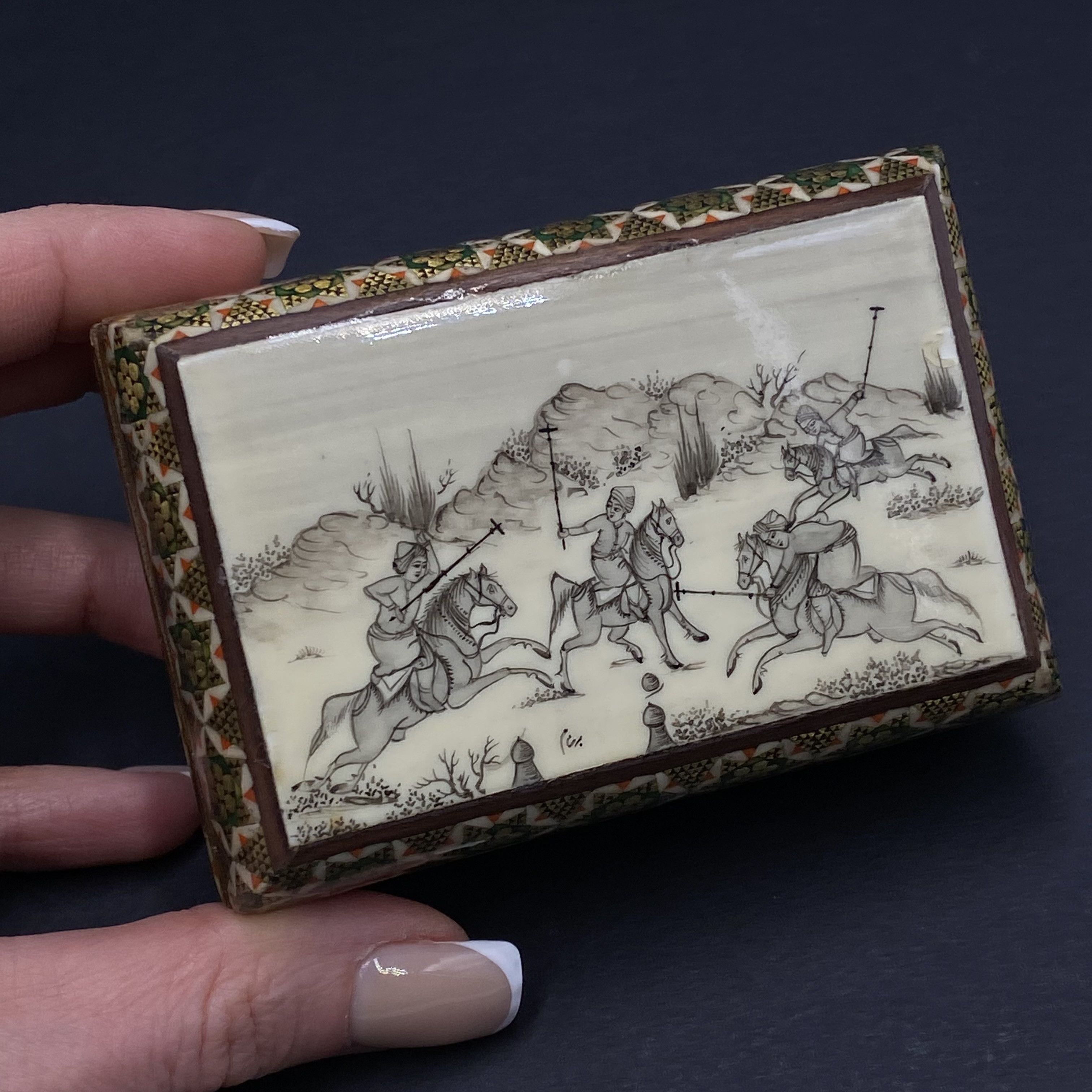 Vintage Vintage Persian Hand Painted Mosaic Trinket Jewelry Box Polo Size ONE SIZE - 10 Thumbnail