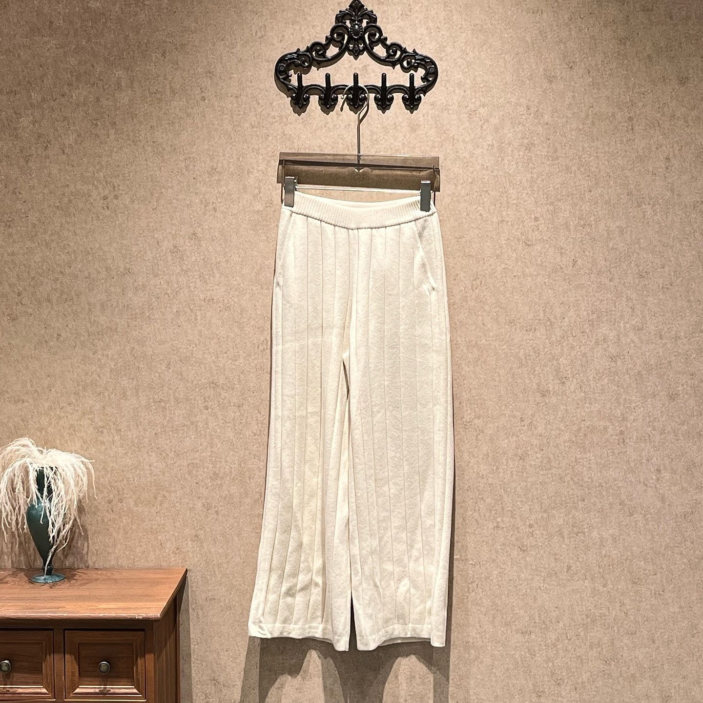 Loro Piana Loro Piana Baby Cashmere Wide-Leg Pants Size 38 Size 26" / US 2 / IT 38 - 1 Thumbnail
