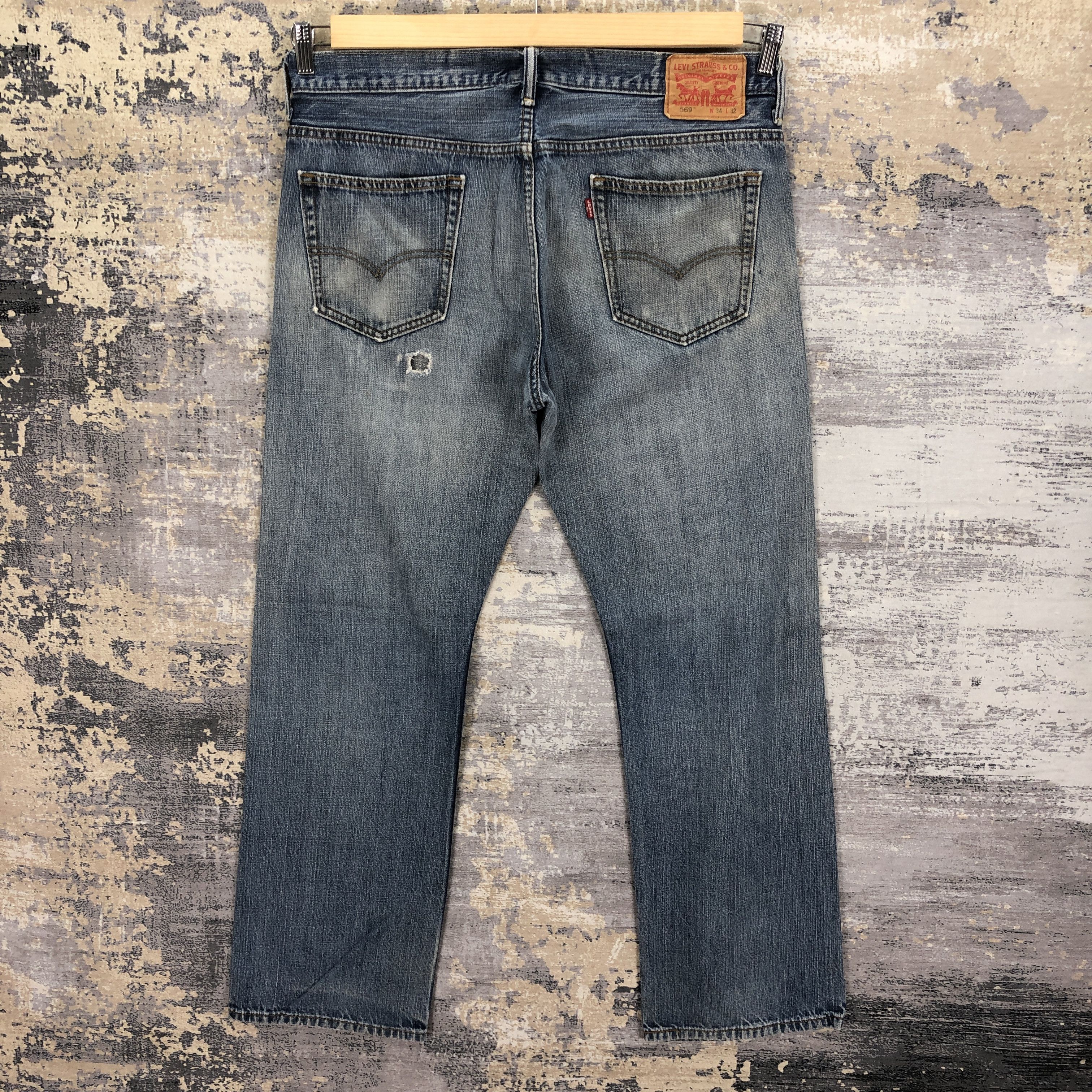 Levi's Vintage Levis 569 Baggy Denim Distressed Levi's Faded Jeans Size US 36 / EU 52 - 2 Thumbnail