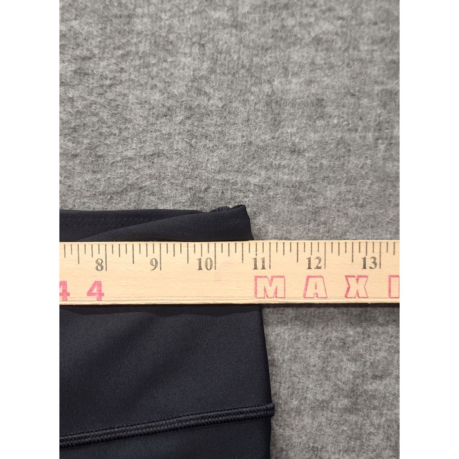 Under Armour Under Armour Compression Leggings Womens XS High Rise Capri HeatGear Gymwear Capri Leggings Slim Black Adults Girls Mens Womens Size 26" / US 2 / IT 38 - 4 Thumbnail