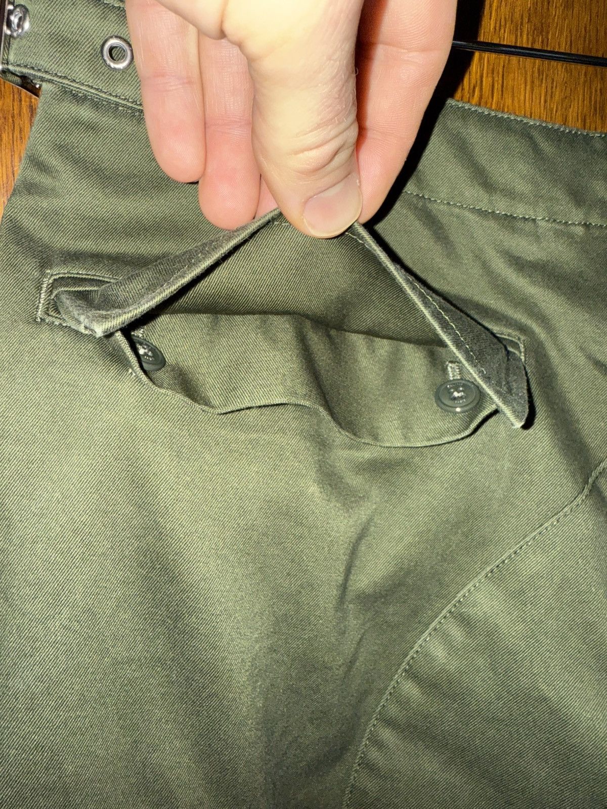Celine Celine green cargo shorts with Celine logo straps 52 Hedi Size US 36 / EU 52 - 15 Thumbnail