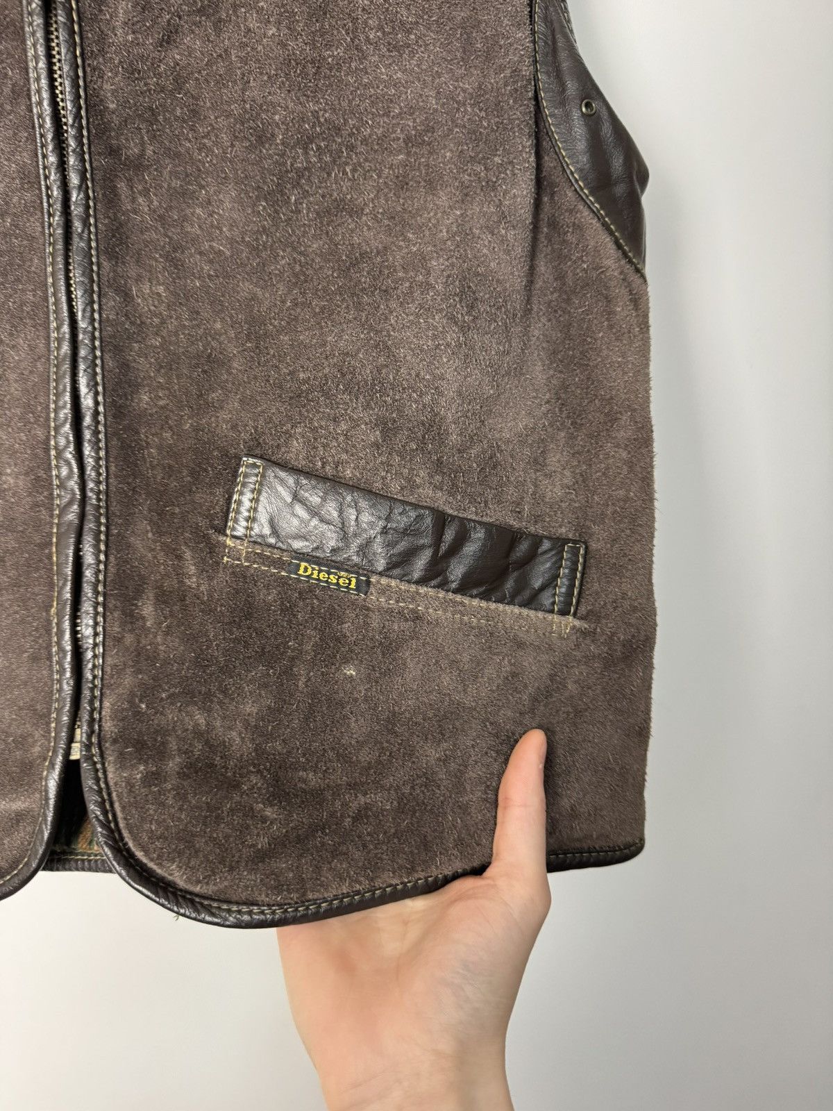Diesel Vintage Diesel Leather Suede VestPlaid Lined Archive 90s Size US XL / EU 56 / 4 - 6 Thumbnail