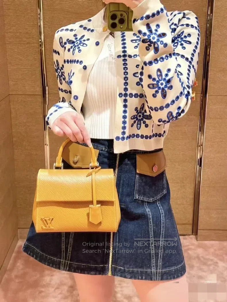 Louis Vuitton Louis Vuitton Cutout Embroidered Cardigan sweater Size XS / US 0-2 / IT 36-38 - 7 Thumbnail